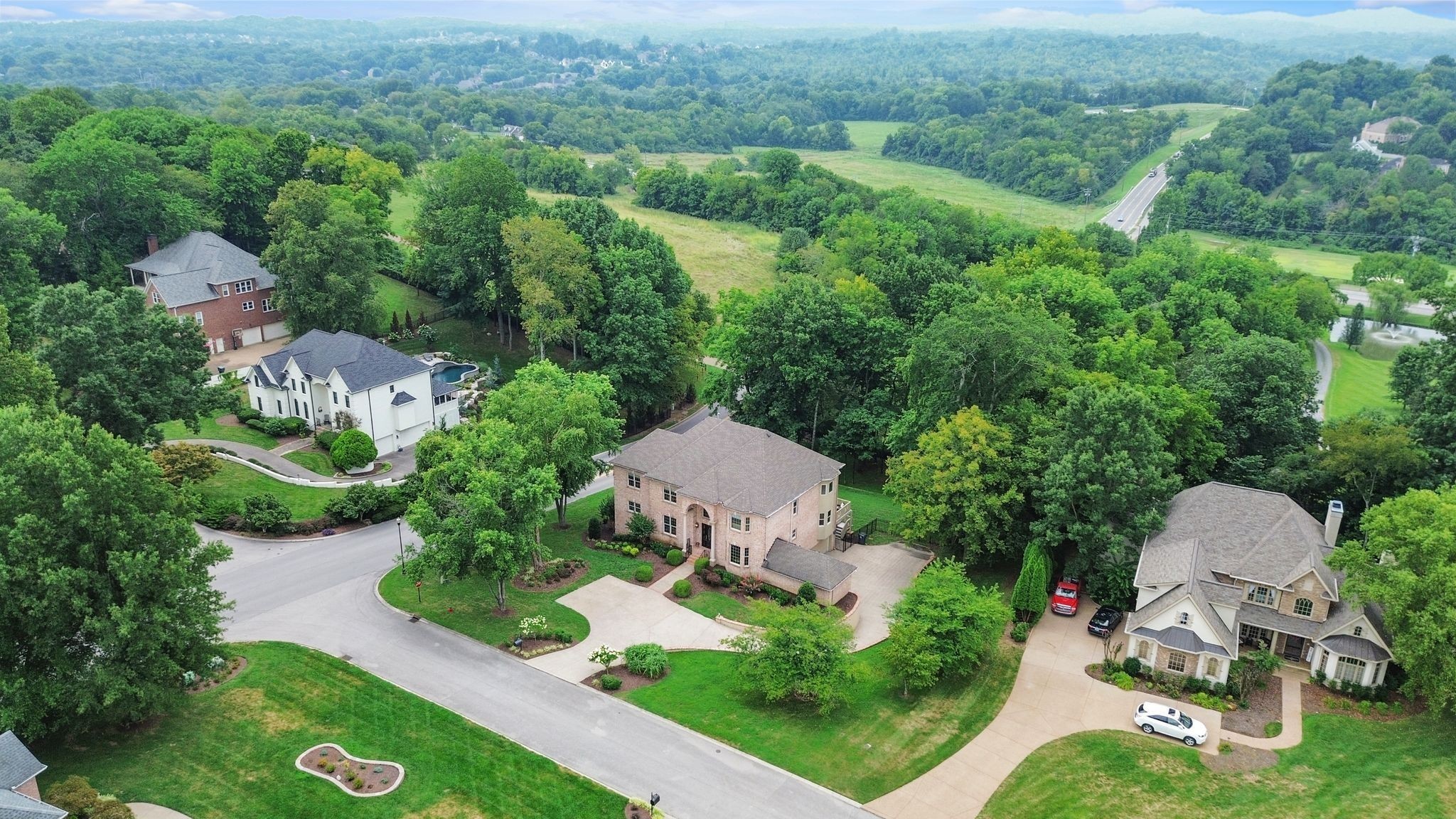 9619 Deer Track Ct
