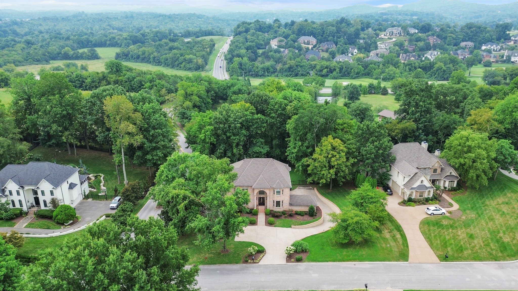 9619 Deer Track Ct