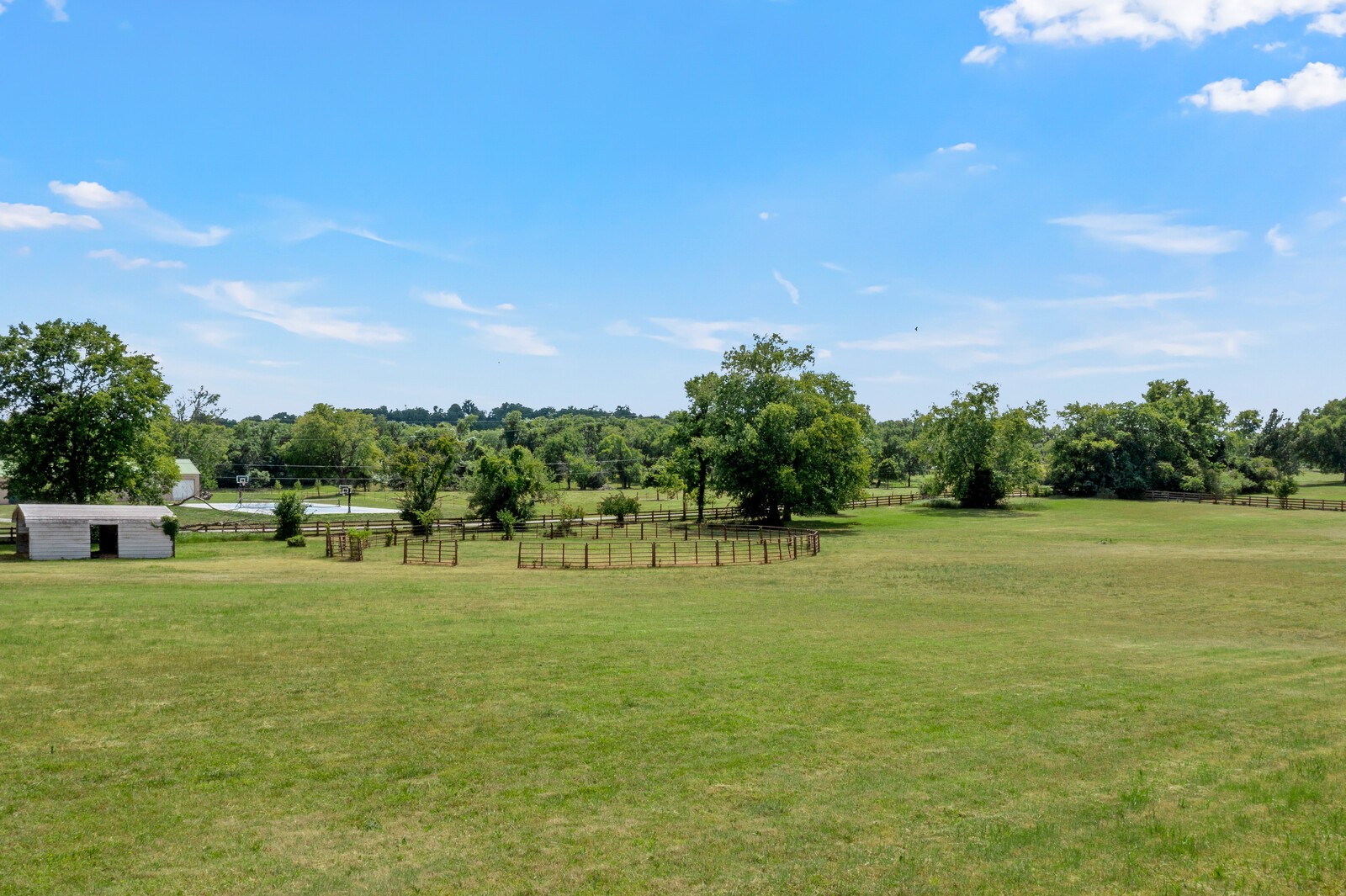 105 Pineywood Acres Dr