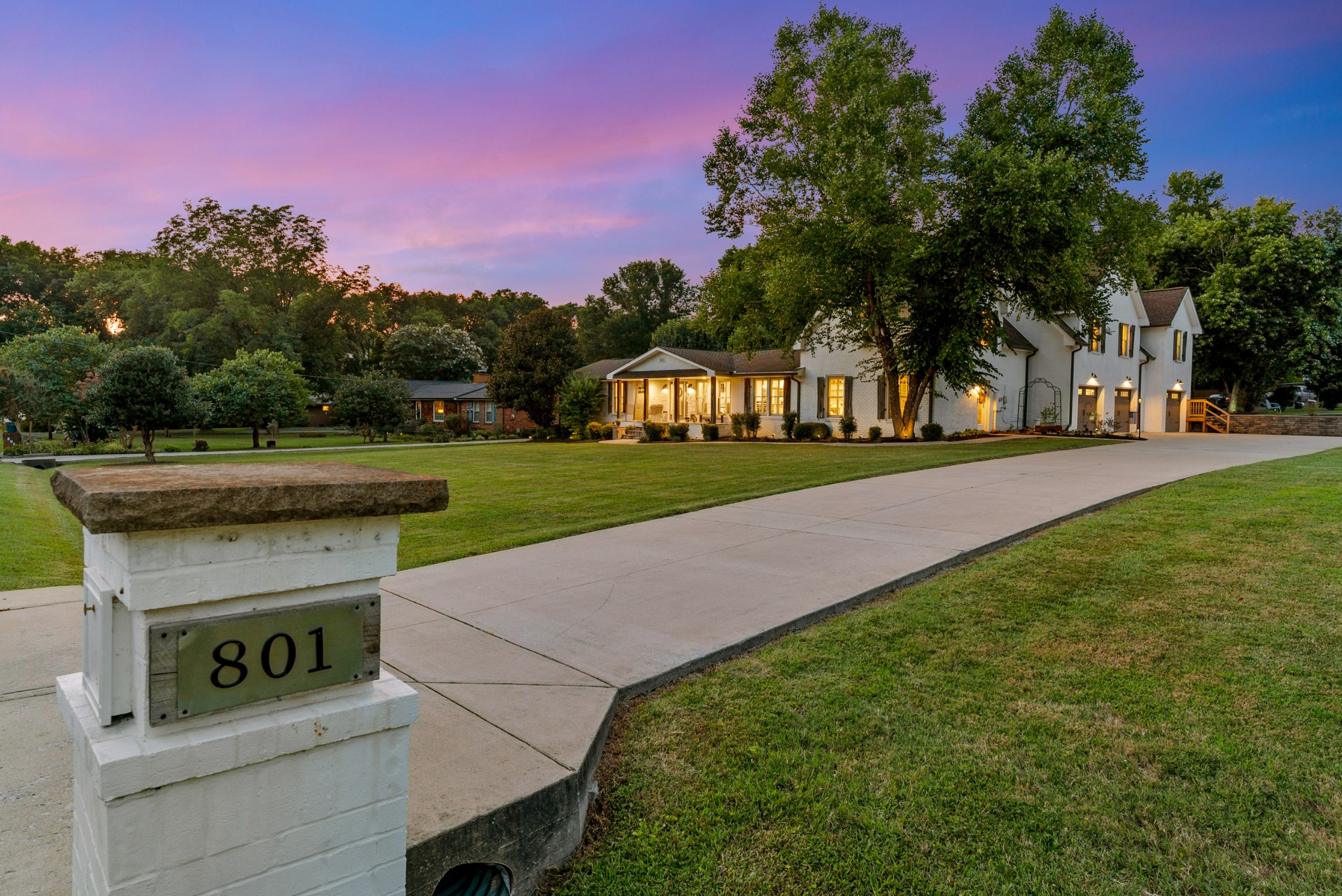 801 Loretta Dr