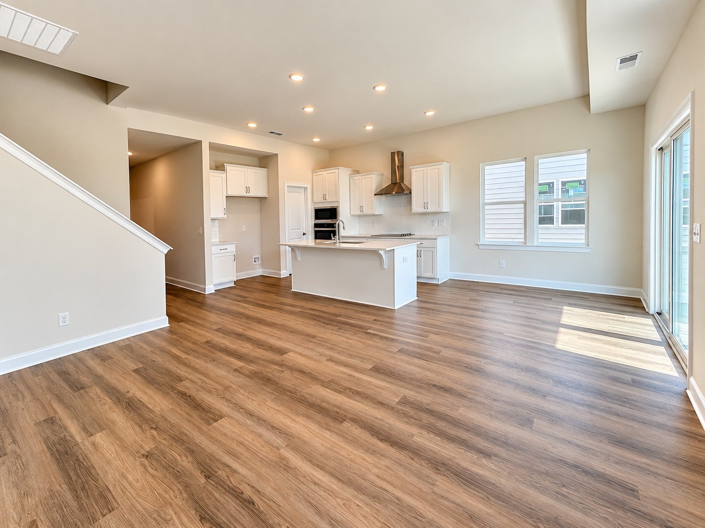 2313 Audubon Ln GTR070