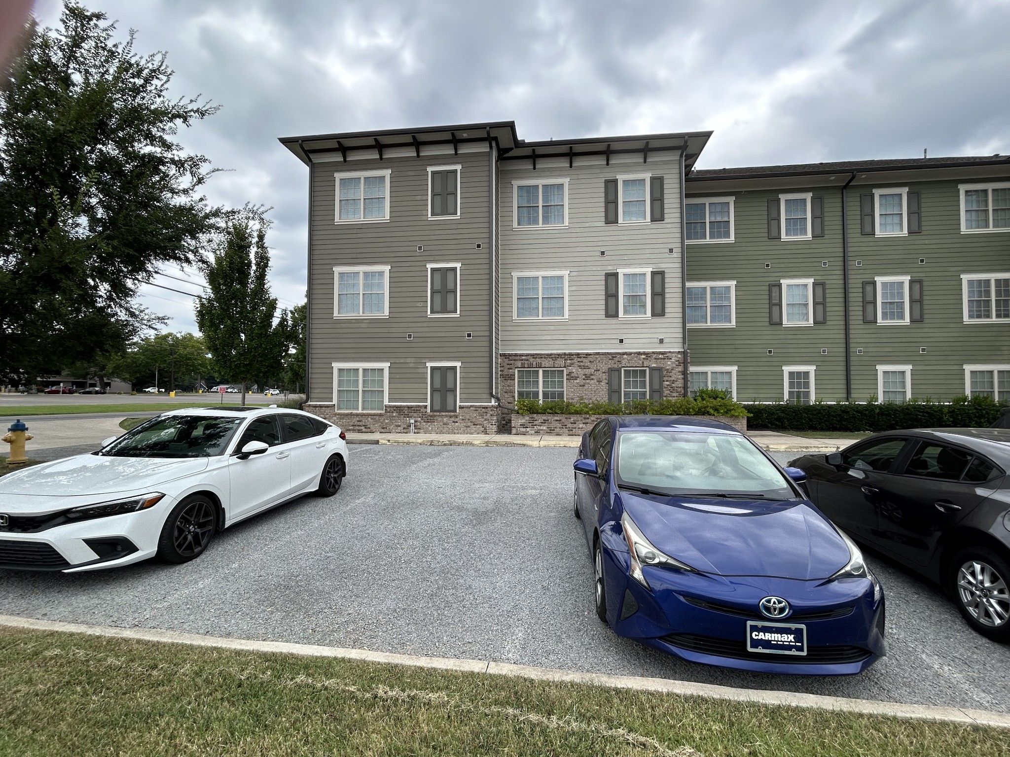 1319 W Main St 108