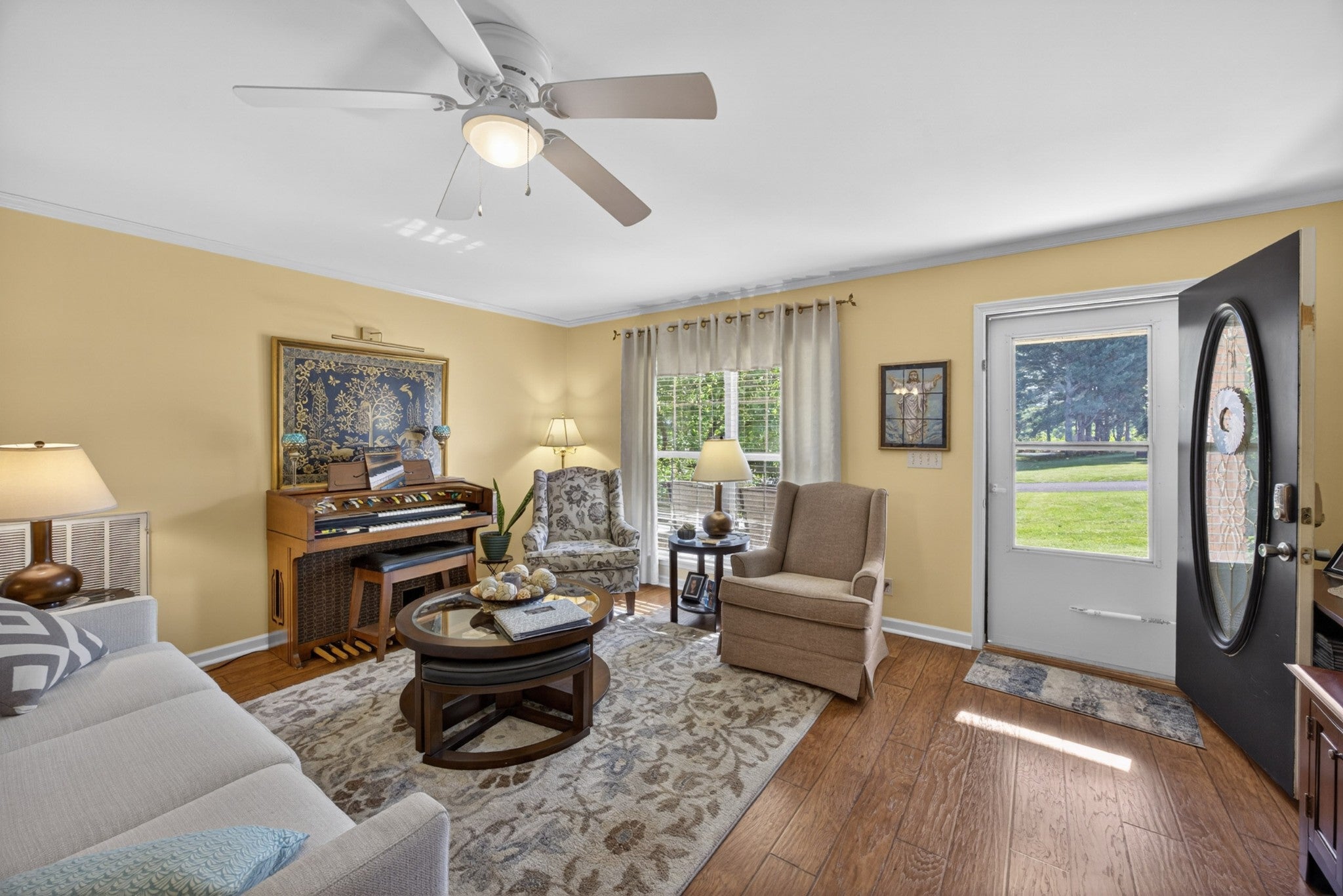 2403 N Pointe Cove Cir