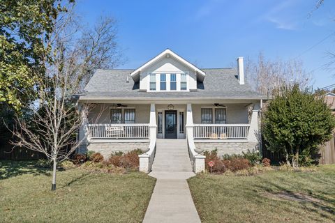 706 W 7th St Columbia TN 38401