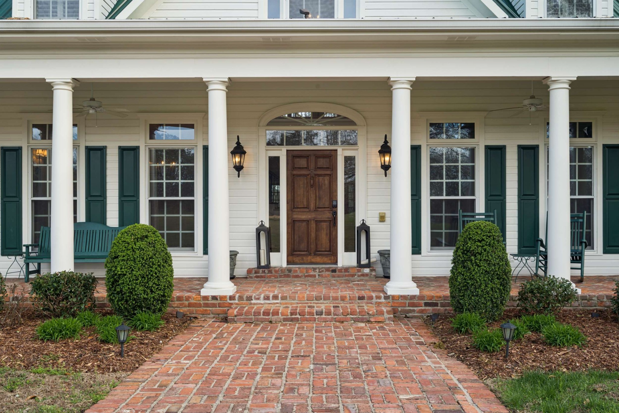 324 E Kingston Springs Rd