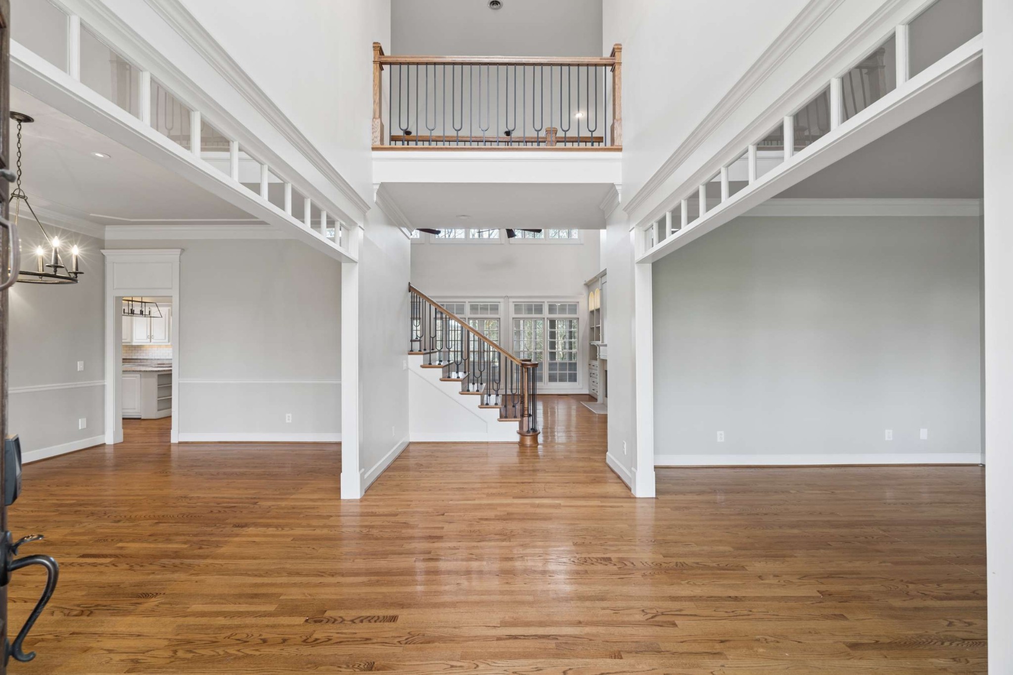 324 E Kingston Springs Rd