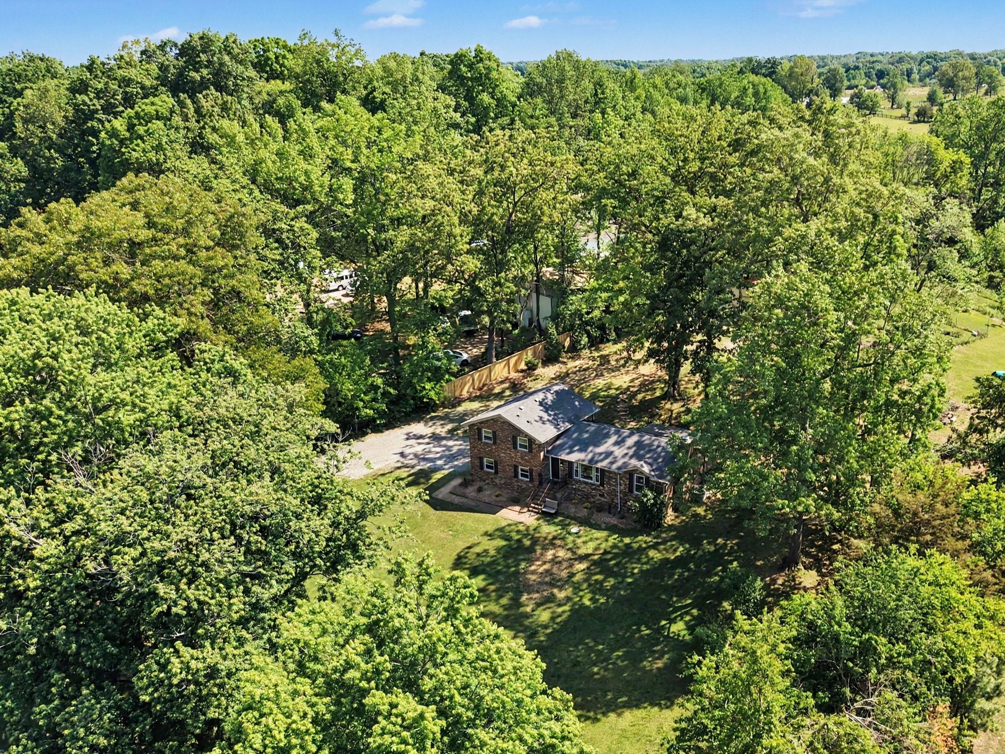 244 Lee Rd
