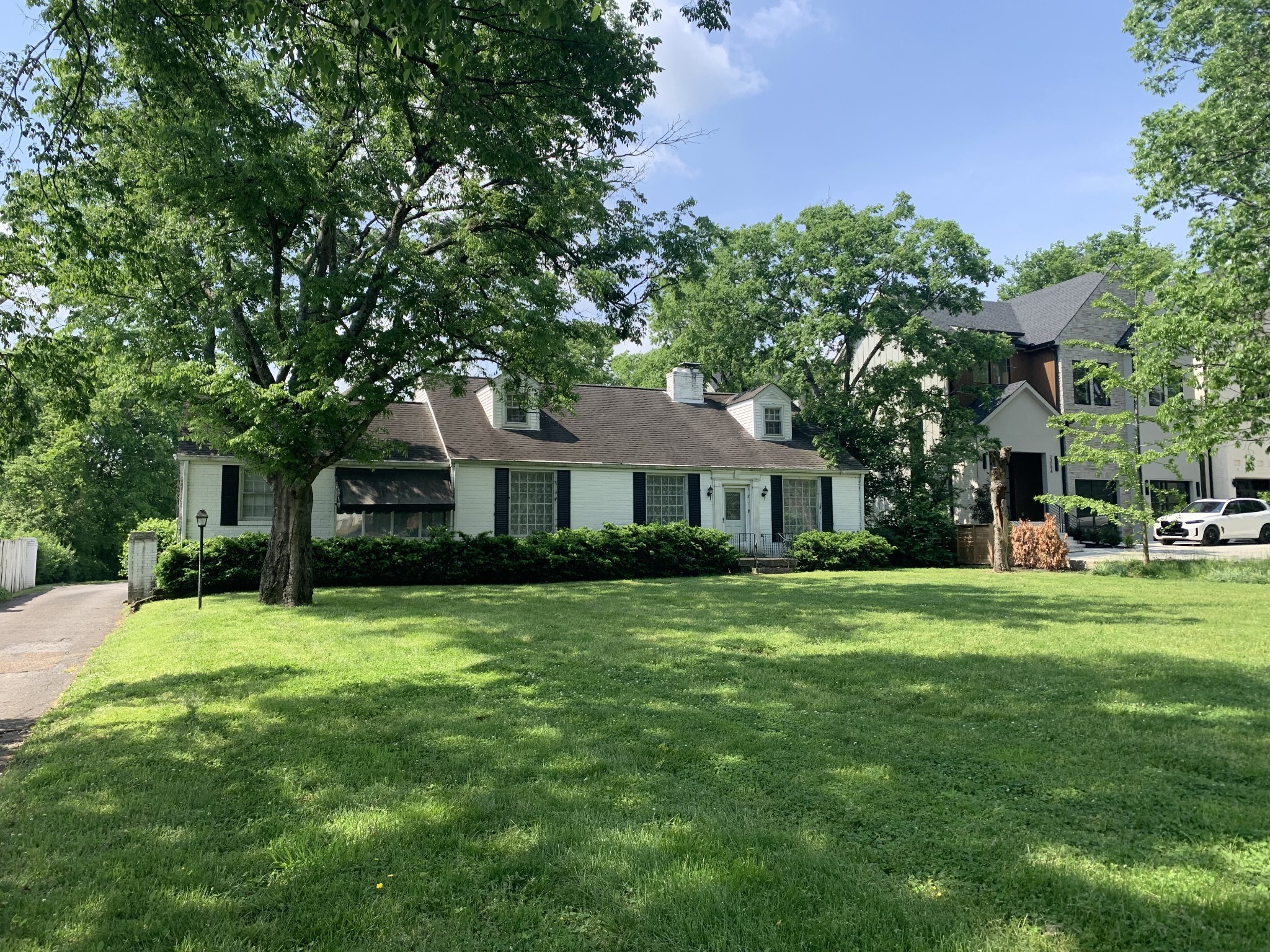 2307 Hobbs Rd