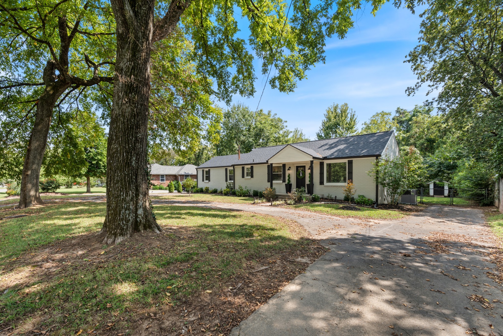 3397 Mimosa Dr