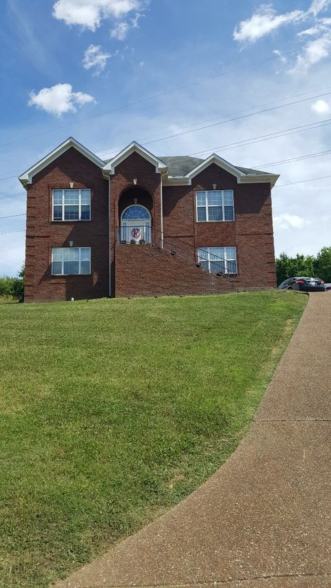 111 Chambliss Ct Hendersonville TN 37075