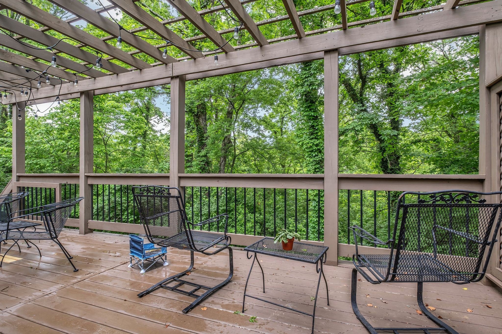 4-bed listing at 1008 Downey Dr, Nashville
