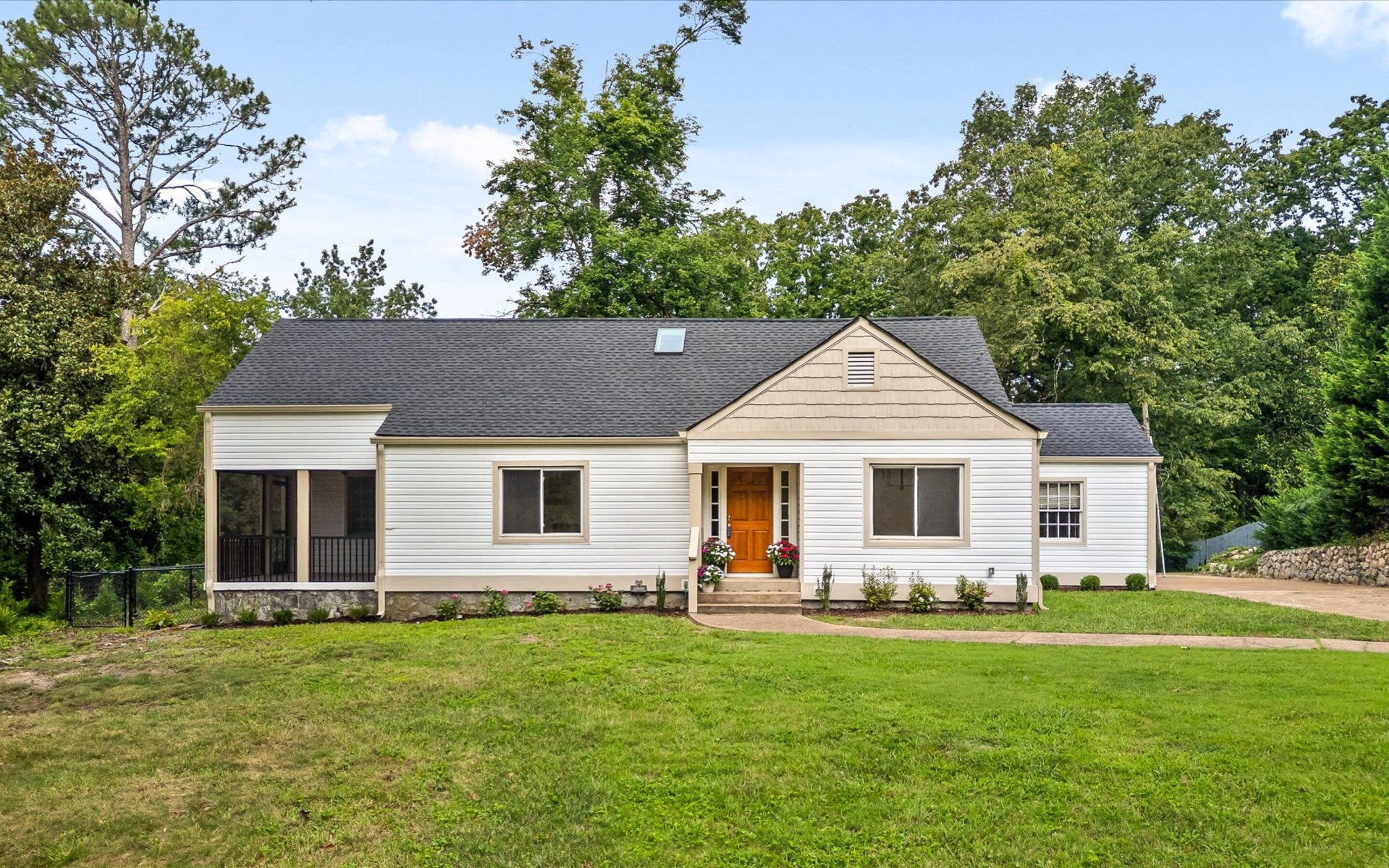 2821 Ozark Road