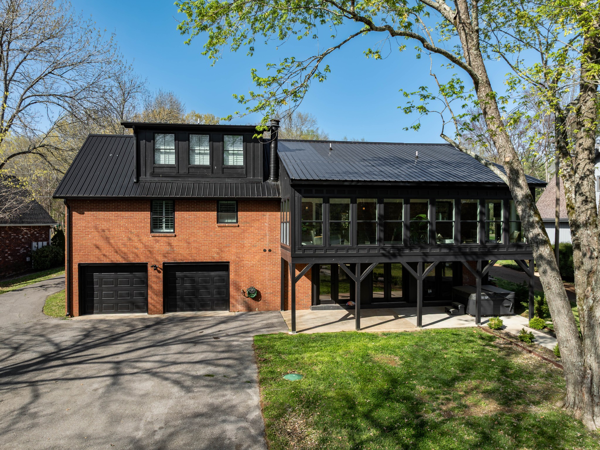 2025 Sanford Drive