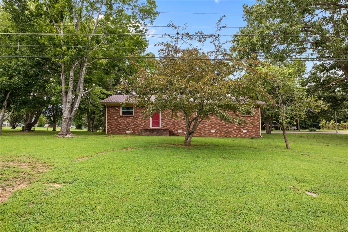 166 Parrish Ln