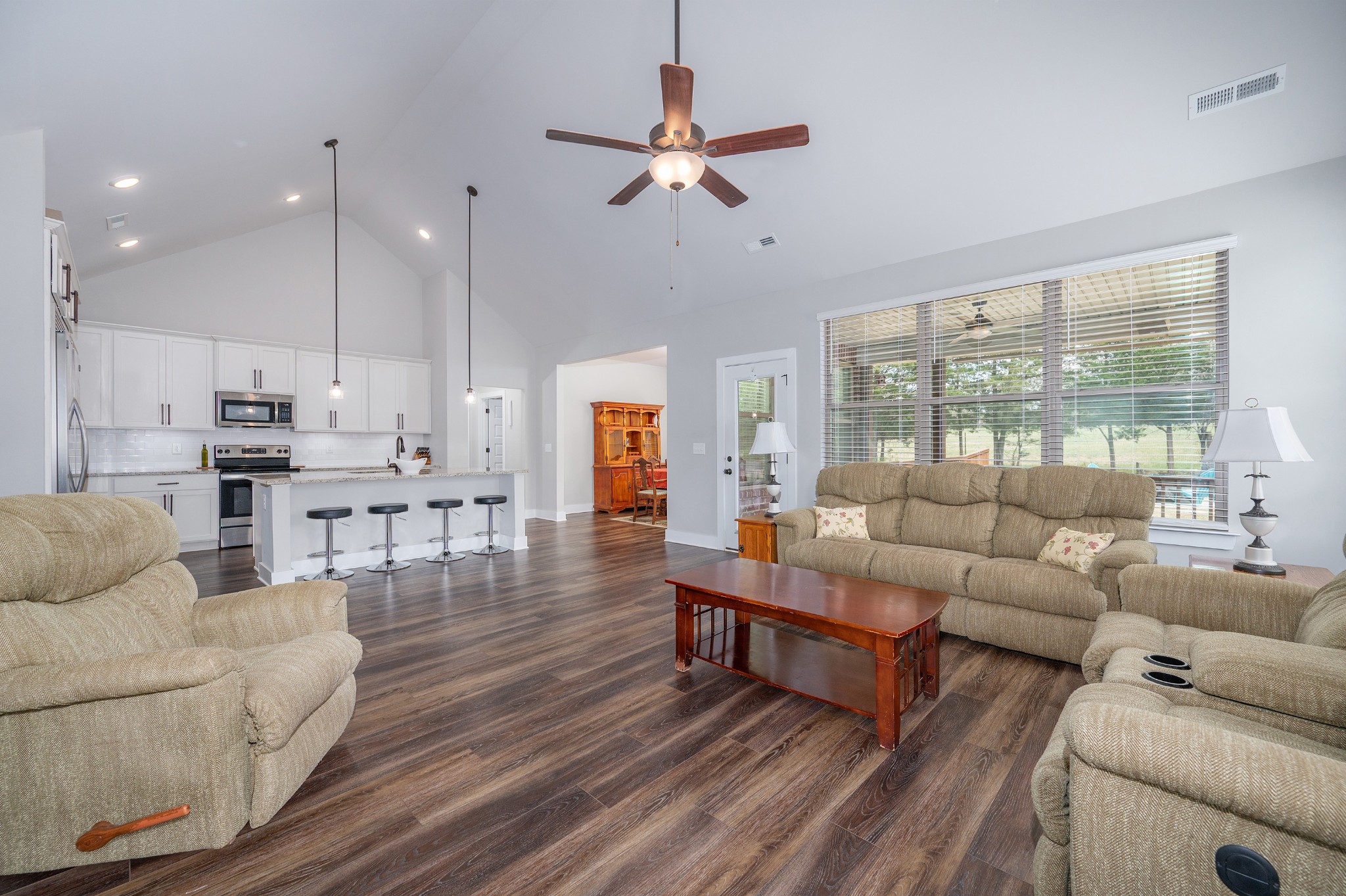 142 Fireside Dr