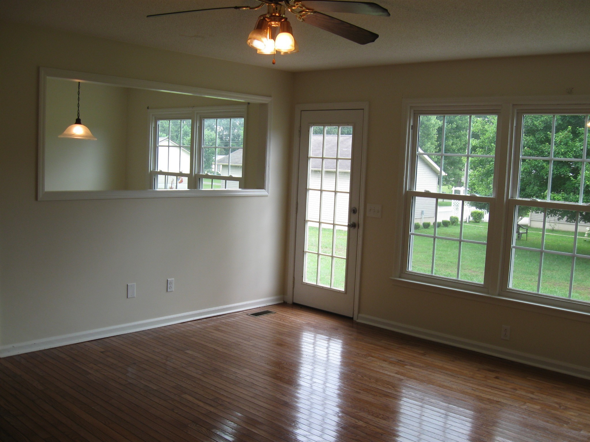 224 Gaines Cir