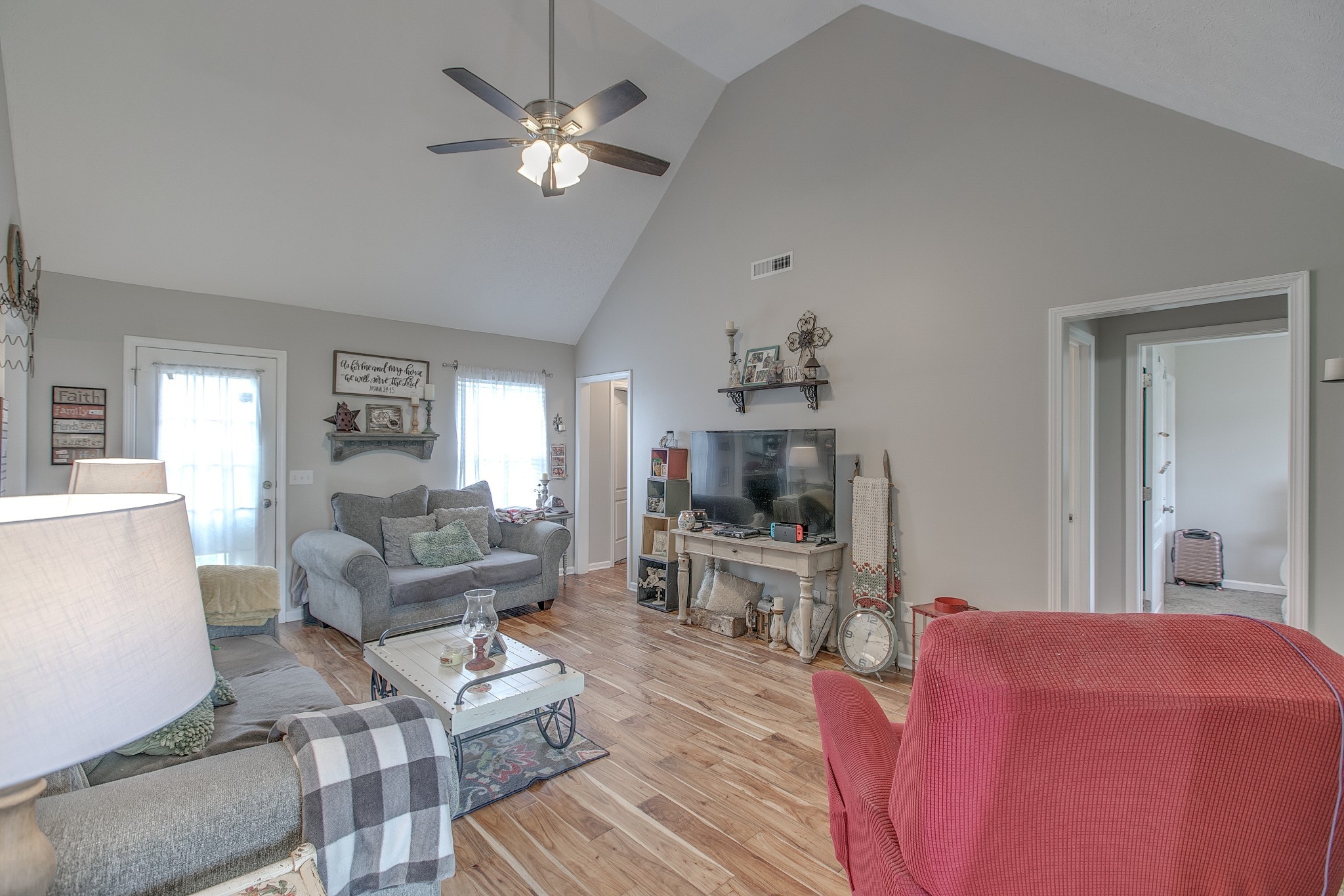 5064 Tricia Pl