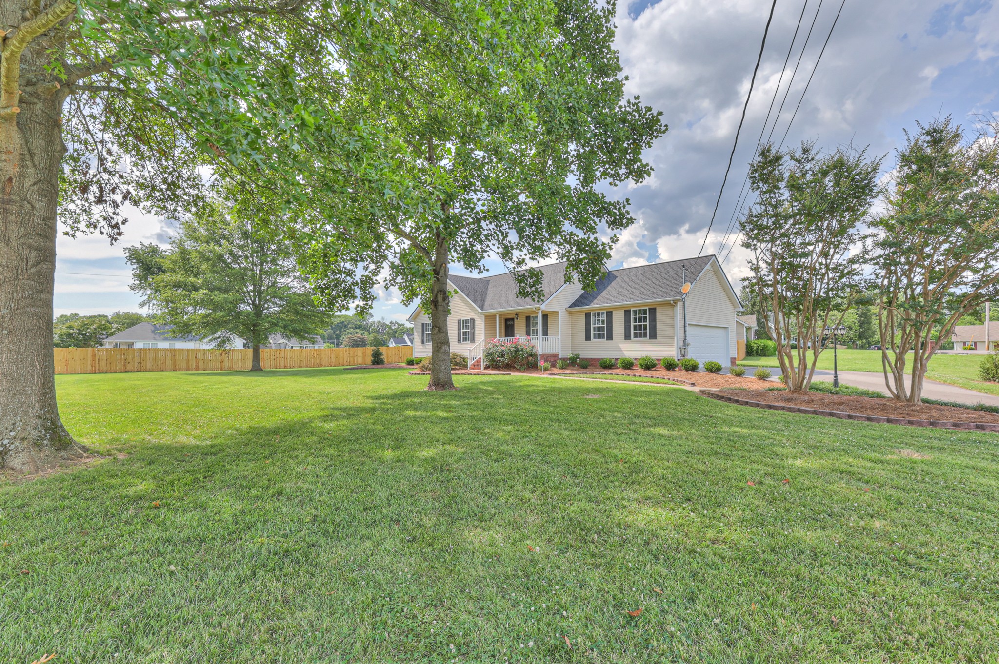 212 Towbridge Dr