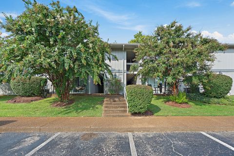 21 Vaughns Gap Rd J152 Nashville TN 37205