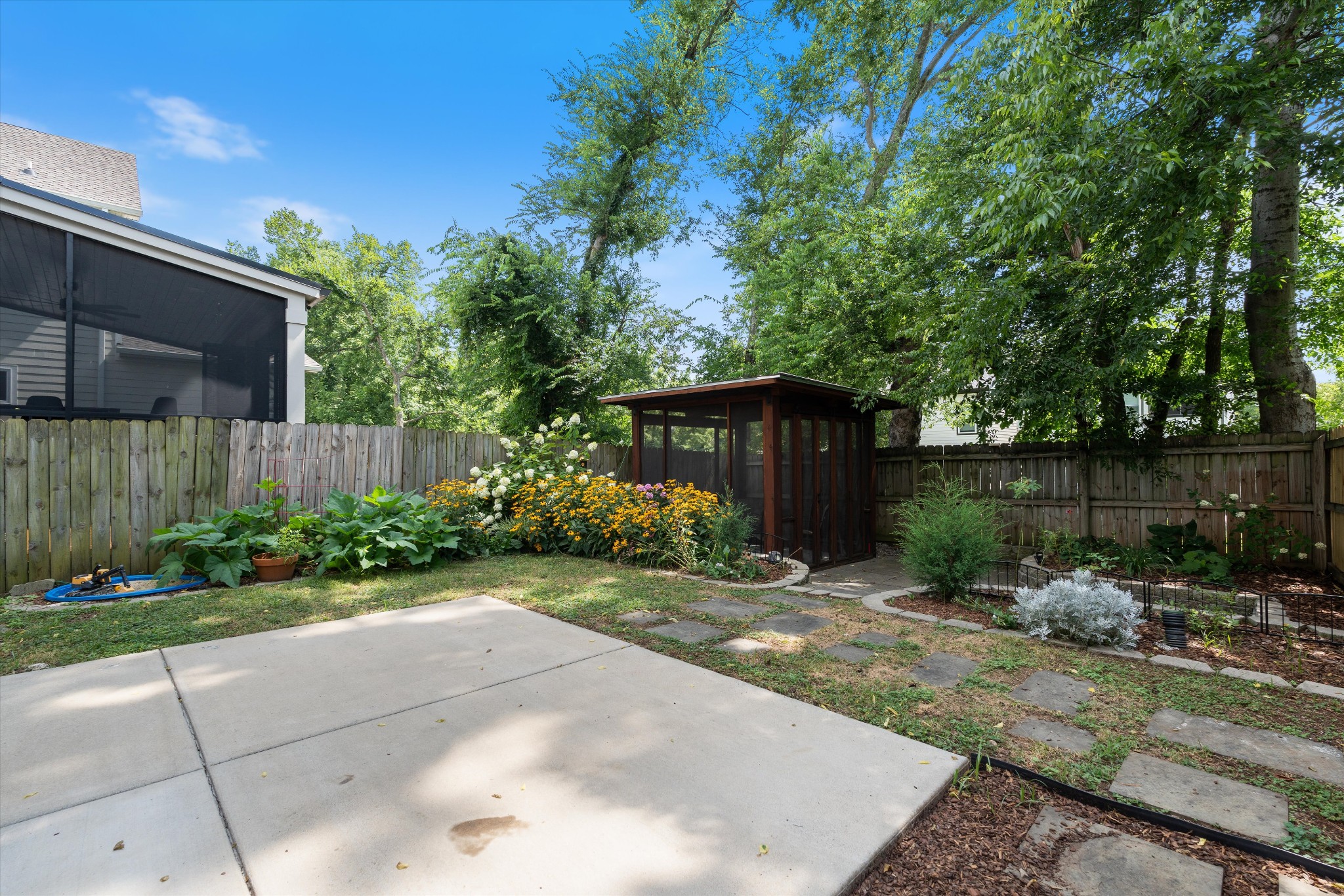 535 Croley Dr