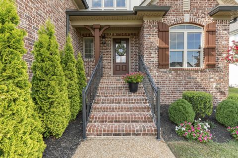 138 Pima Trl Lebanon TN 37087