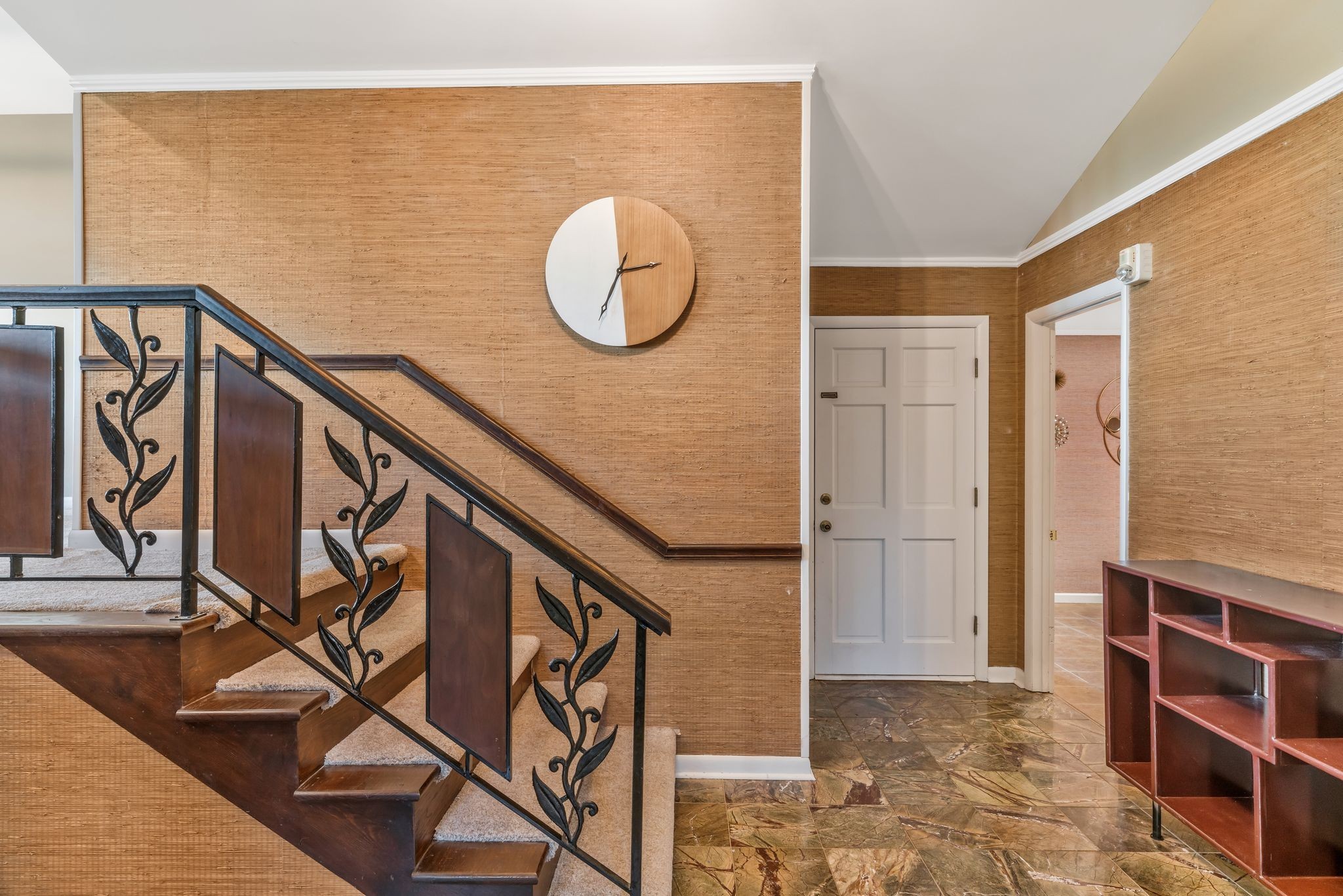 4 Hidden Acres Dr