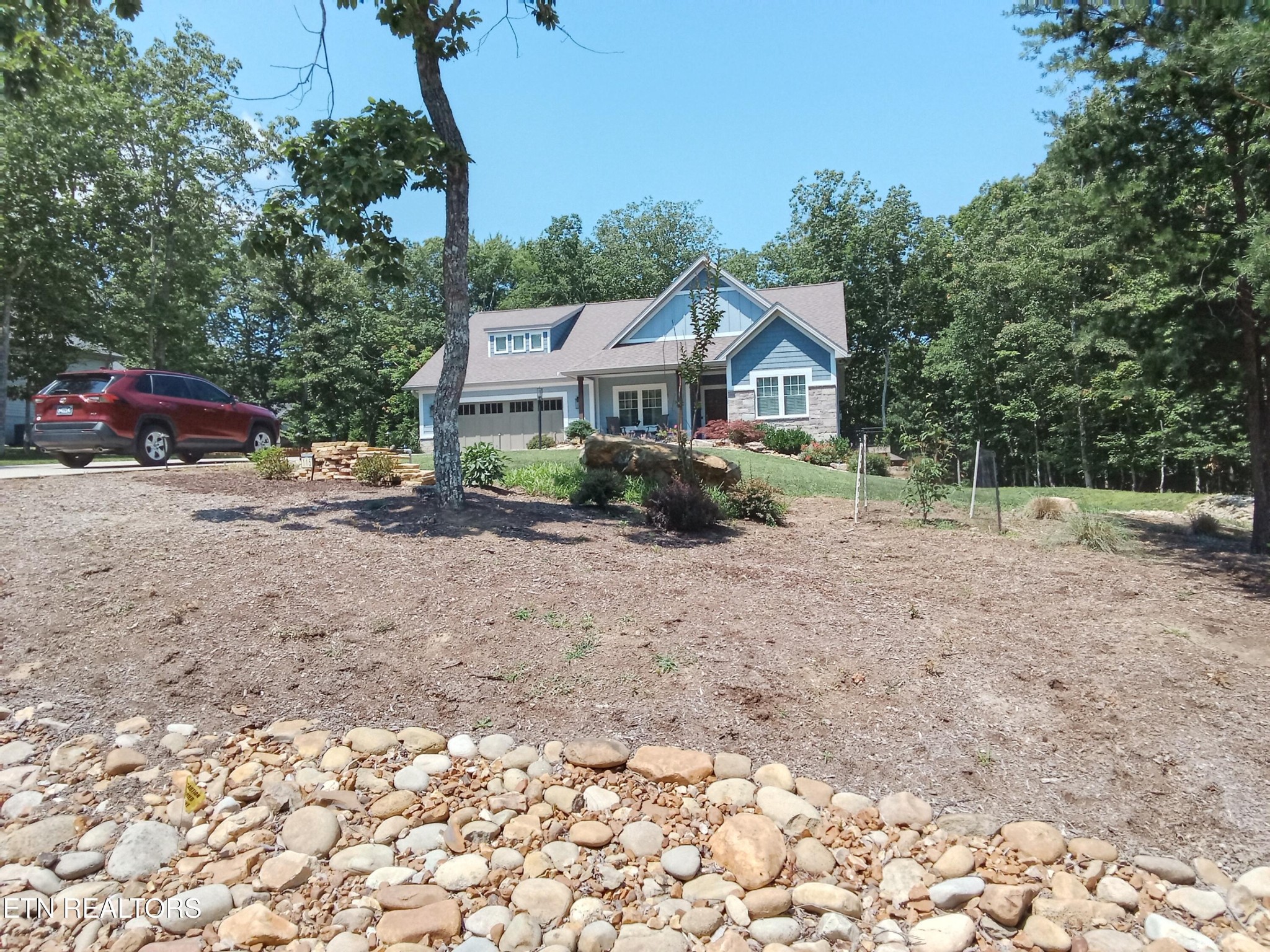 115 Bent Oak Terrace