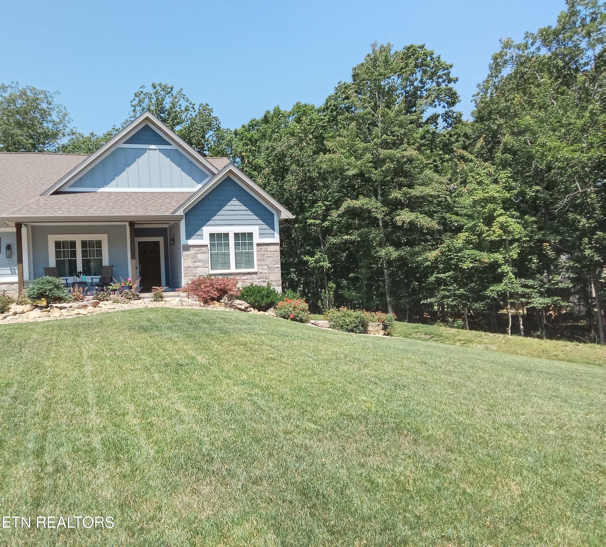 115 Bent Oak Terrace