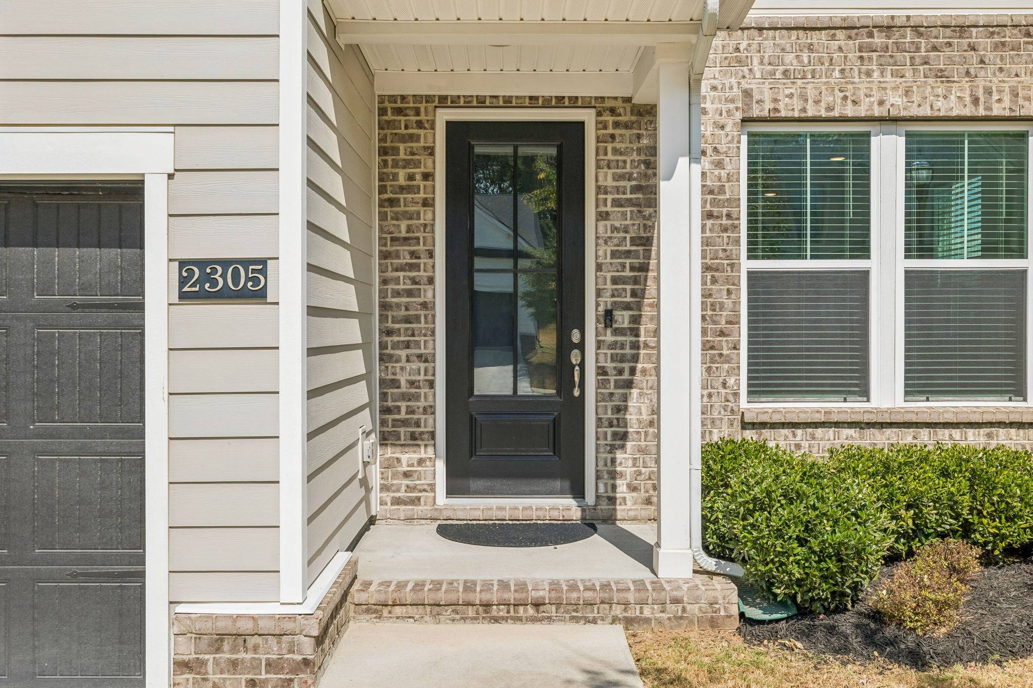 2305 Aniston Ct