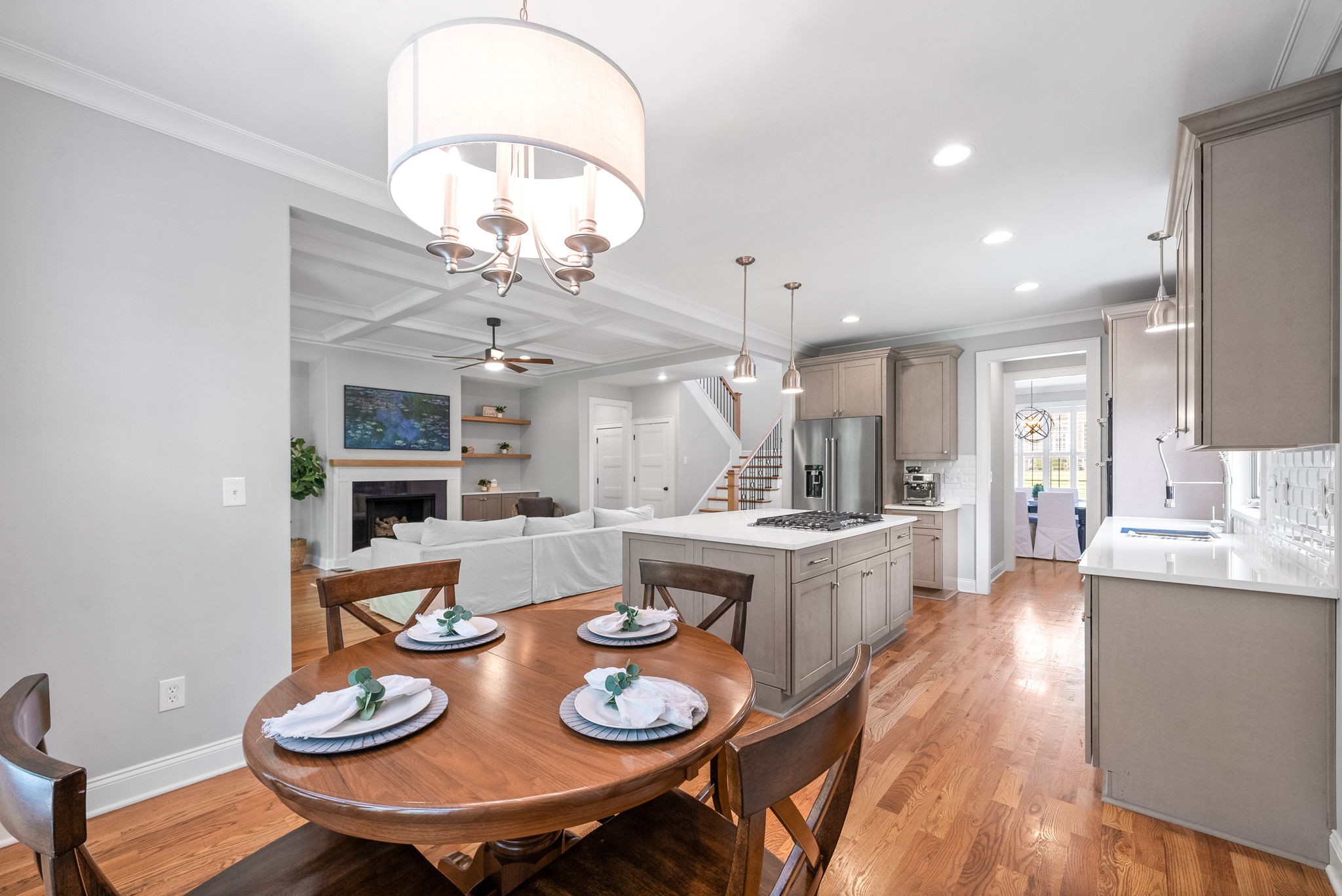 Clarksville, Tennessee 37043, United States, 5 Bedrooms Bedrooms, ,5 BathroomsBathrooms,Residential,Active,132218