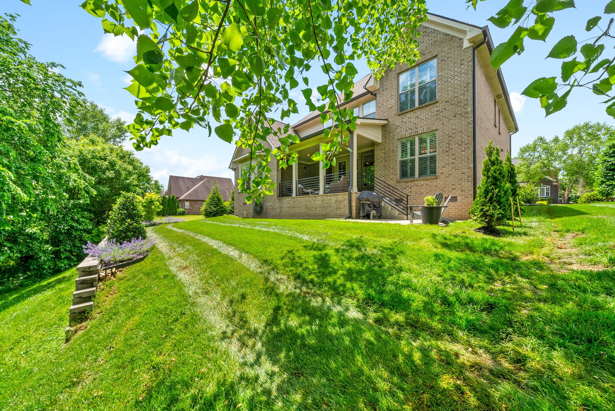 Clarksville, Tennessee 37043, United States, 5 Bedrooms Bedrooms, ,5 BathroomsBathrooms,Residential,Active,132218