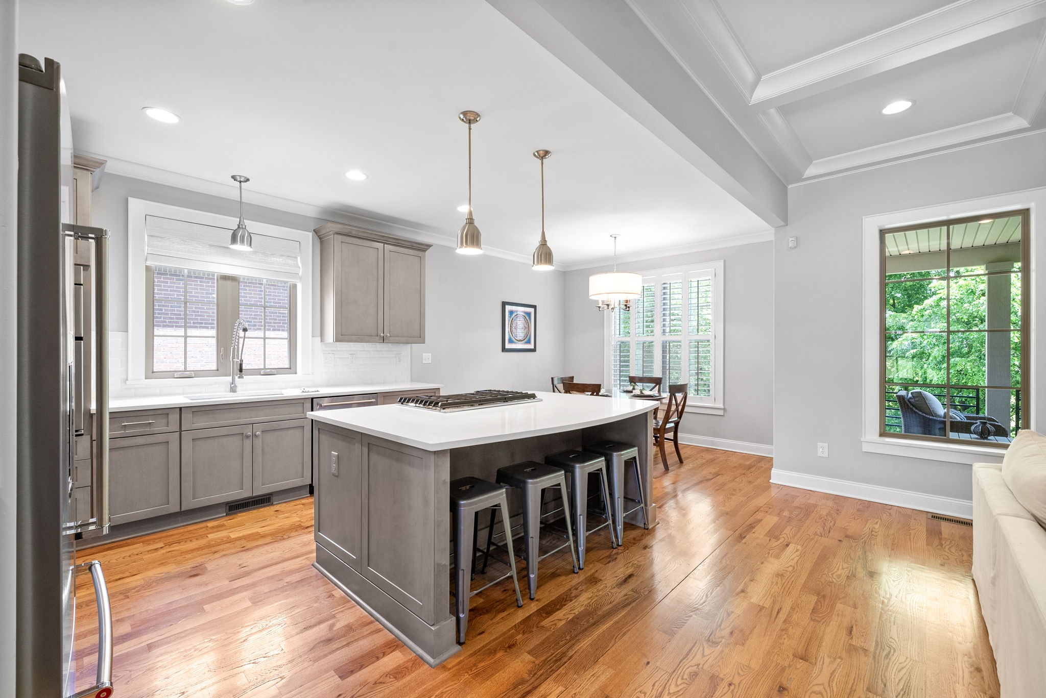 Clarksville, Tennessee 37043, United States, 5 Bedrooms Bedrooms, ,5 BathroomsBathrooms,Residential,Active,132218