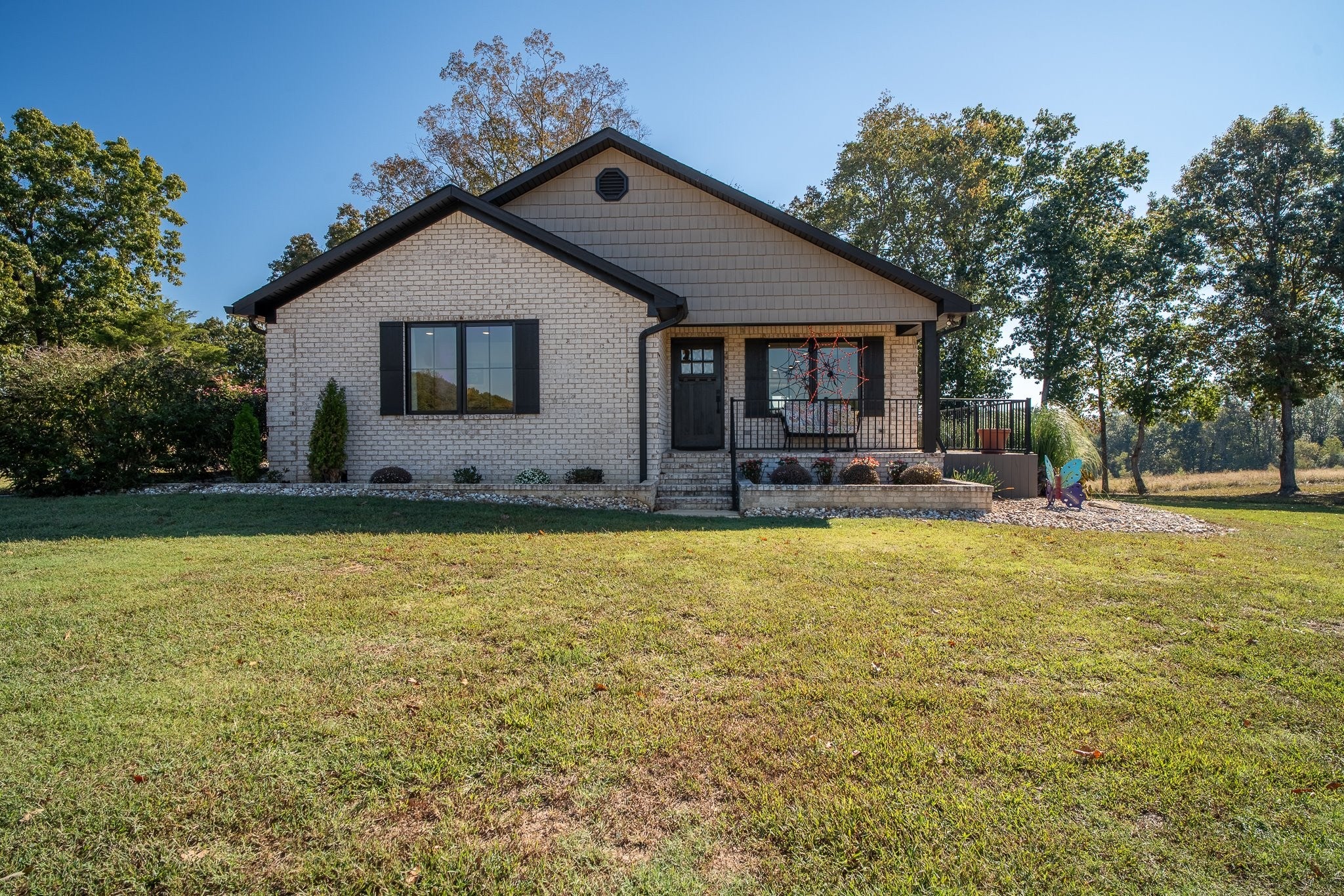 36 Watson Ln