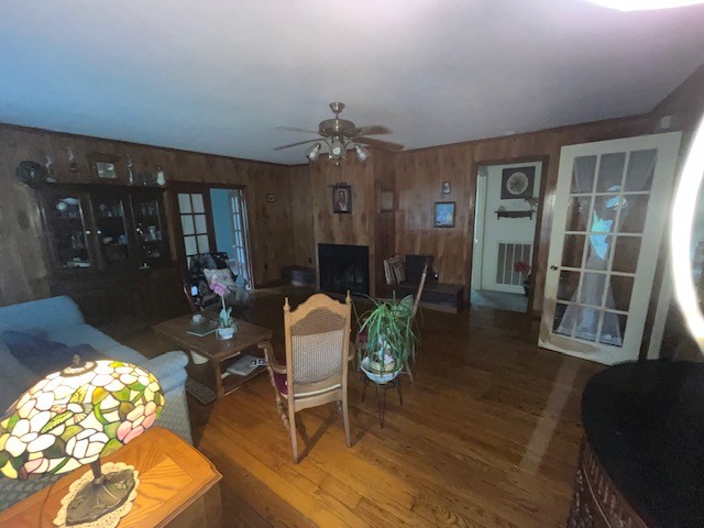 3312 Sims Rd