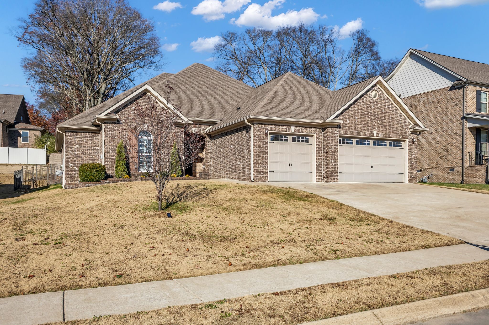 7009 Whisperwood Ave