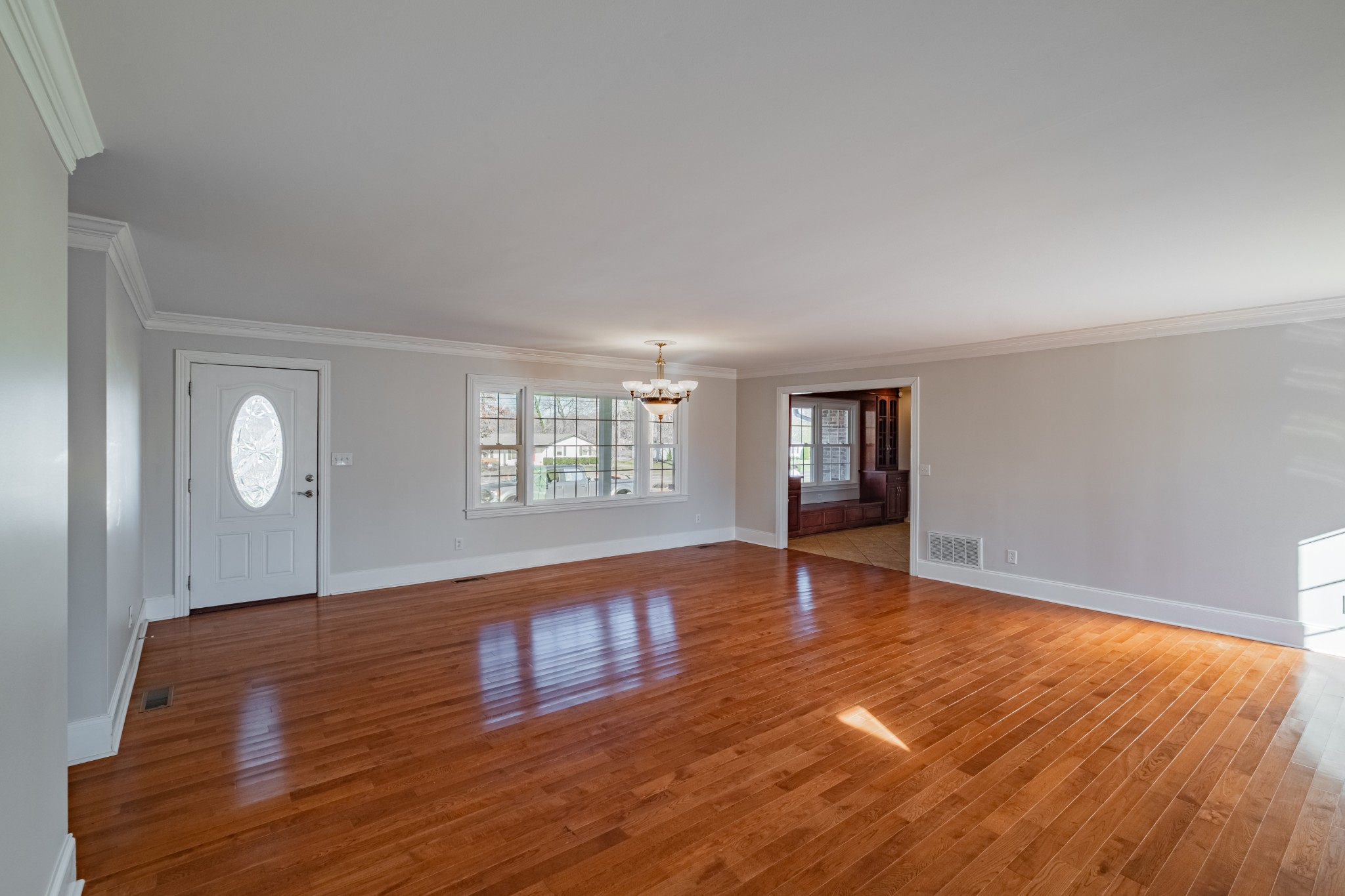 1727 Country Club Drive