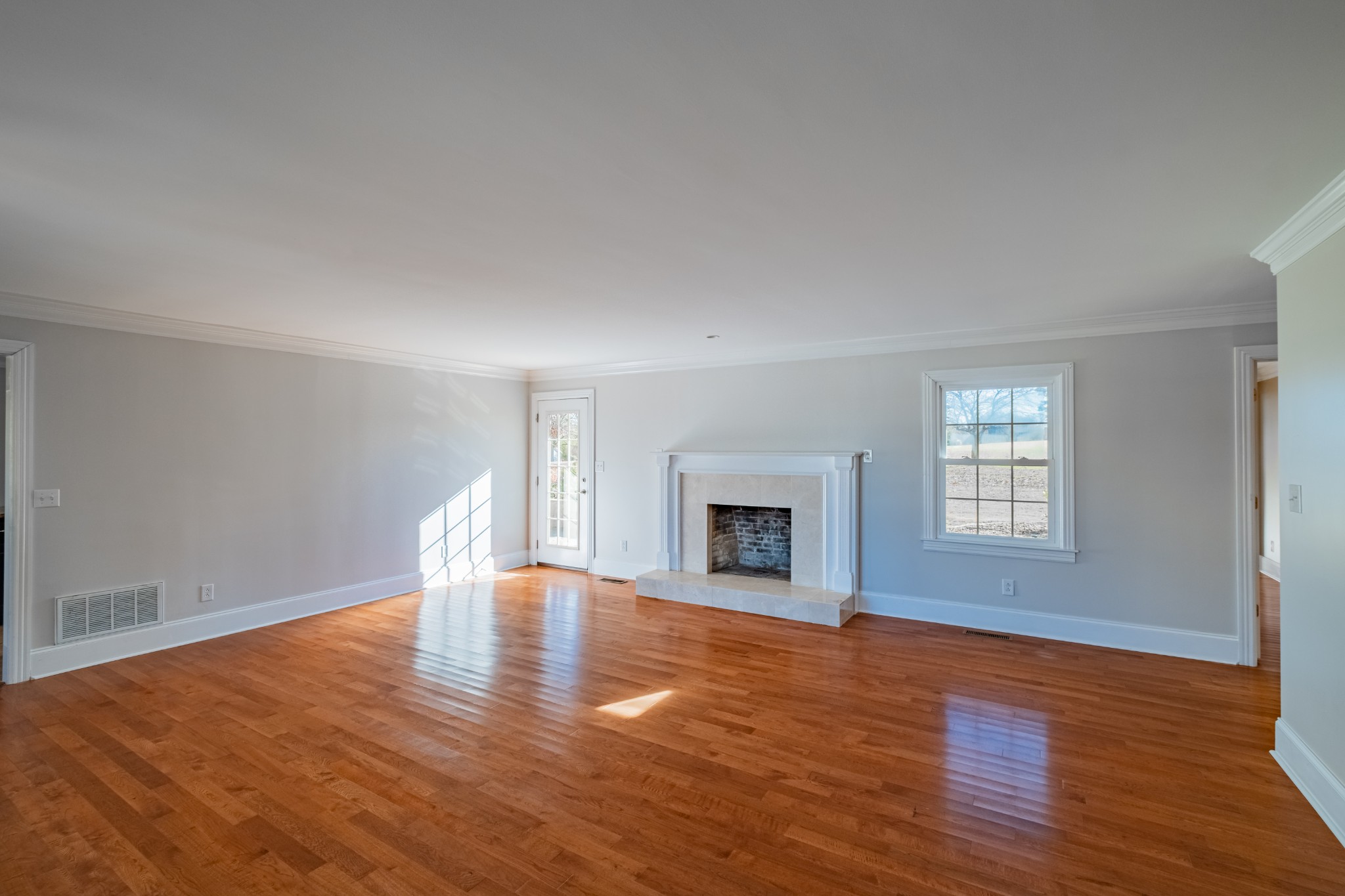 1727 Country Club Drive