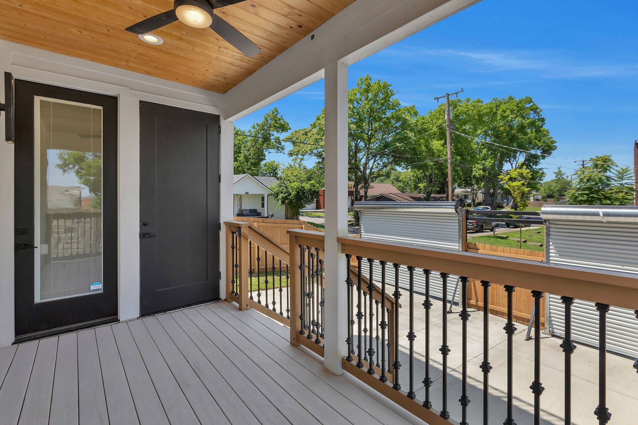 Nashville, Tennessee 37208, United States, 4 Bedrooms Bedrooms, ,4 BathroomsBathrooms,Residential,Active,194716