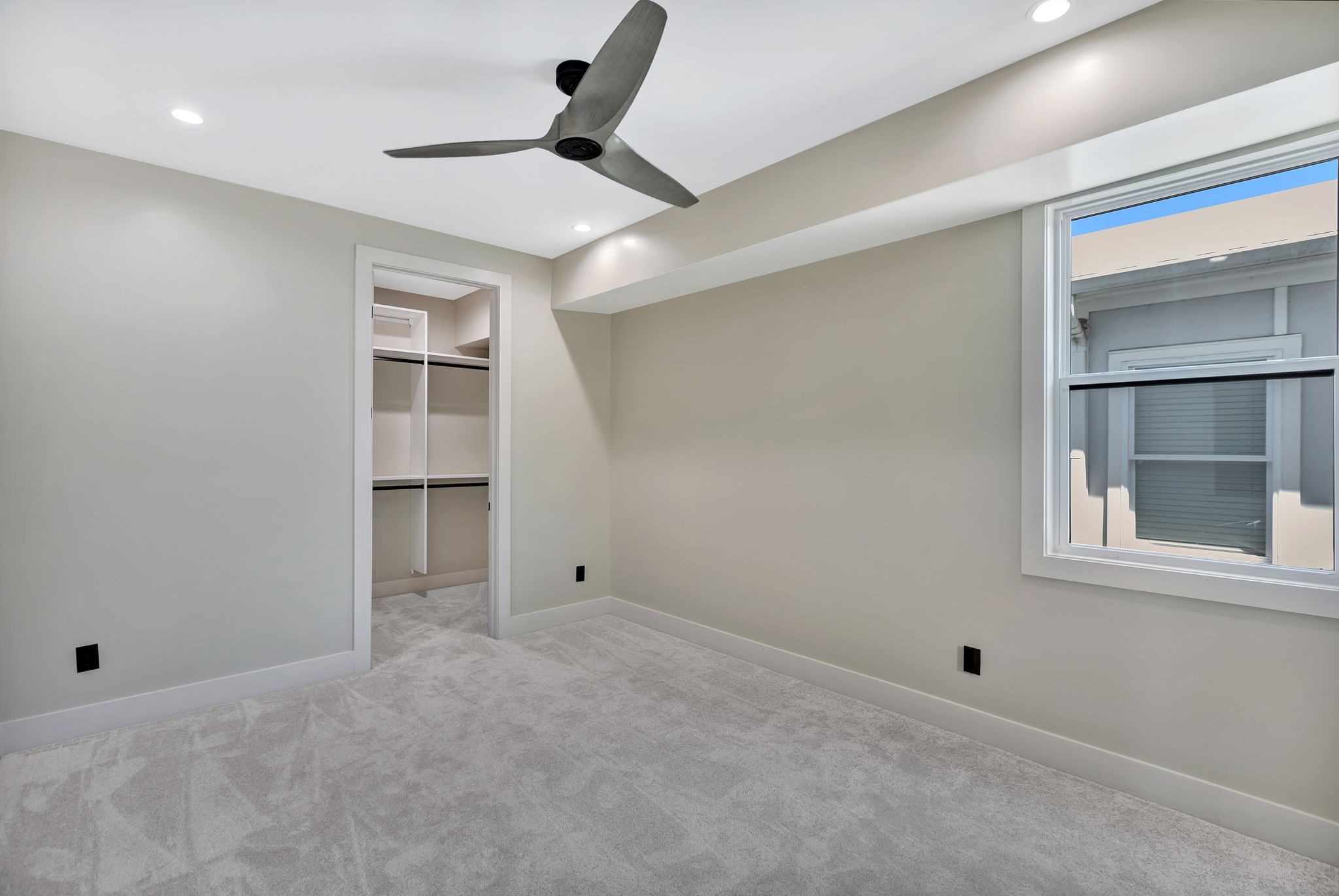 Nashville, Tennessee 37208, United States, 4 Bedrooms Bedrooms, ,4 BathroomsBathrooms,Residential,Active,194716