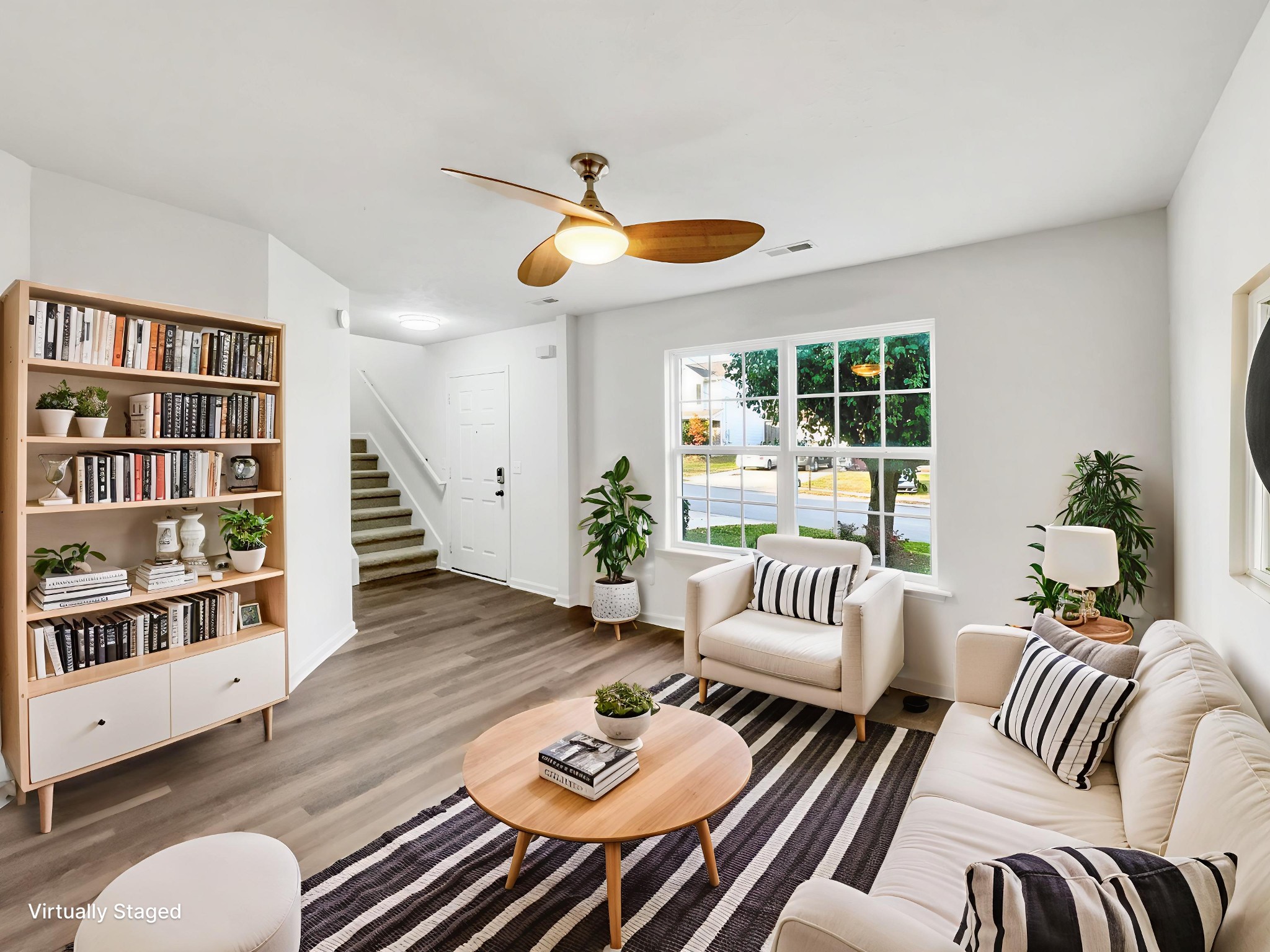 1335 E Nir Shreibman Blvd