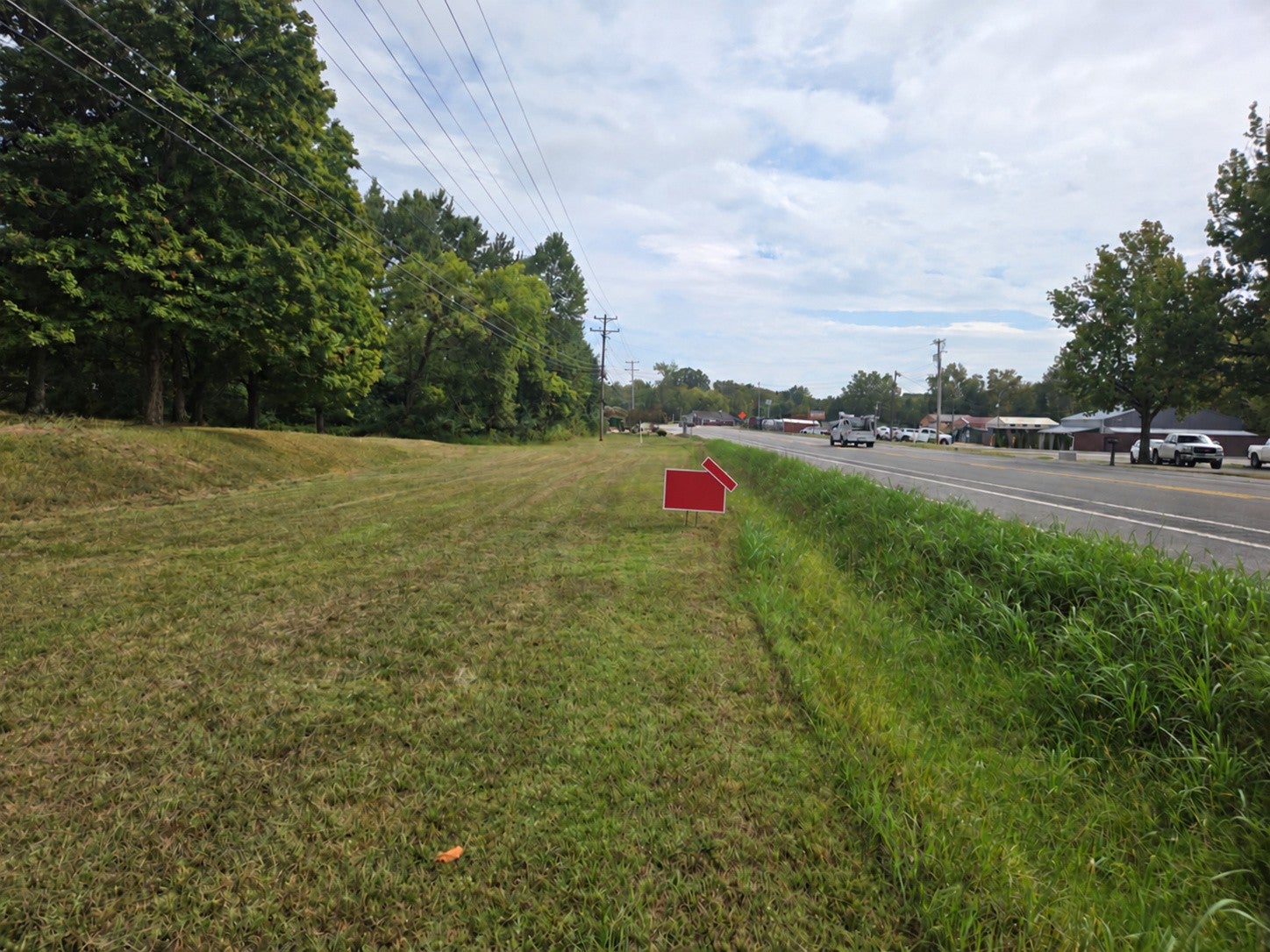 1614 Hwy 31W