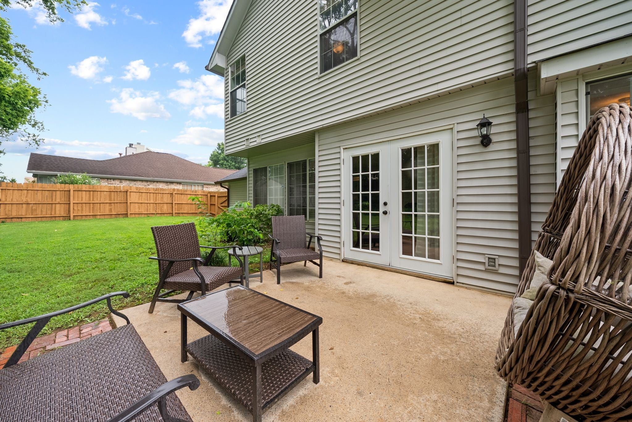 Picture for the property 3285685, 3 beds, 2.5 baths