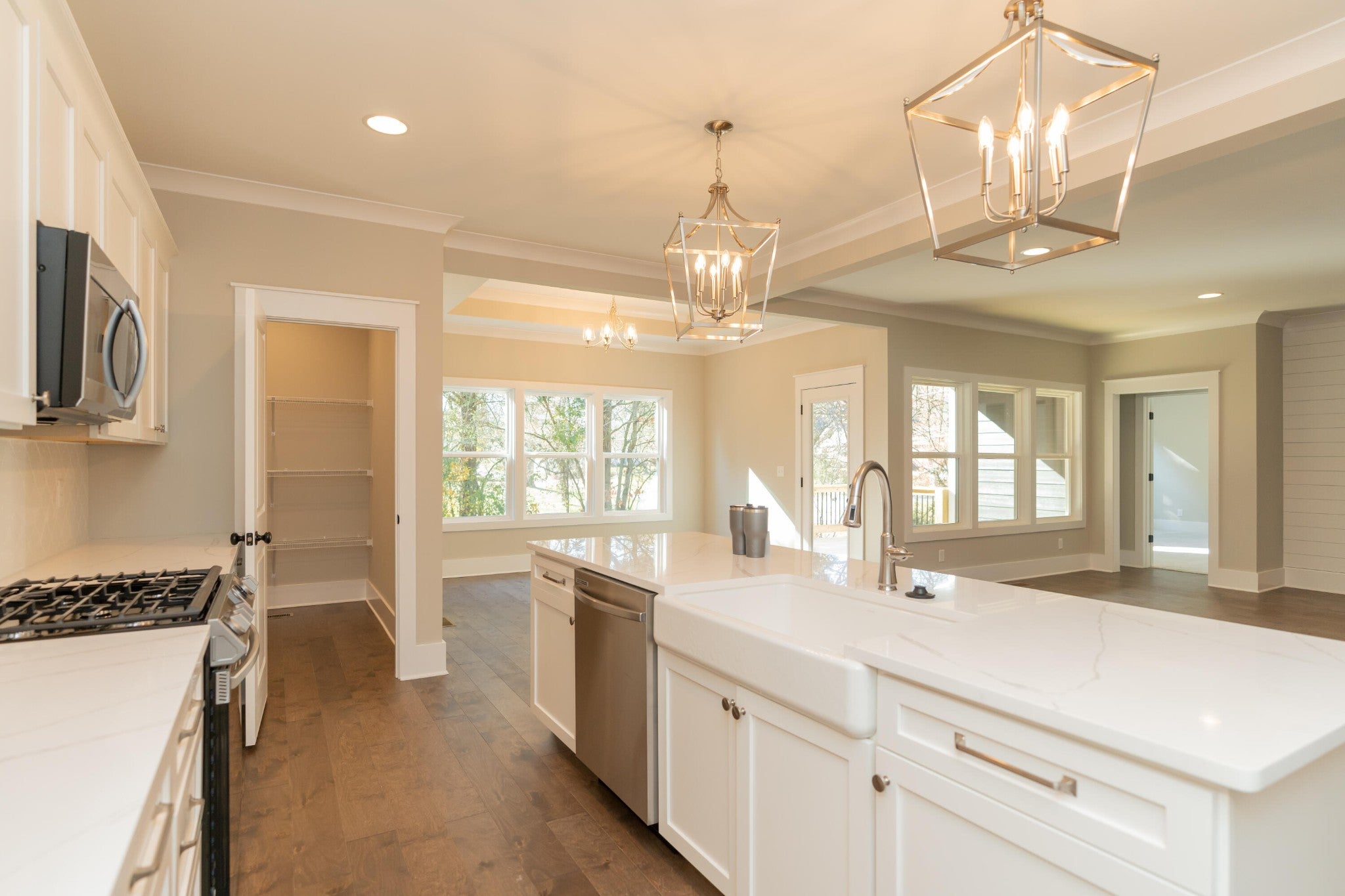7119 Paxton Circle