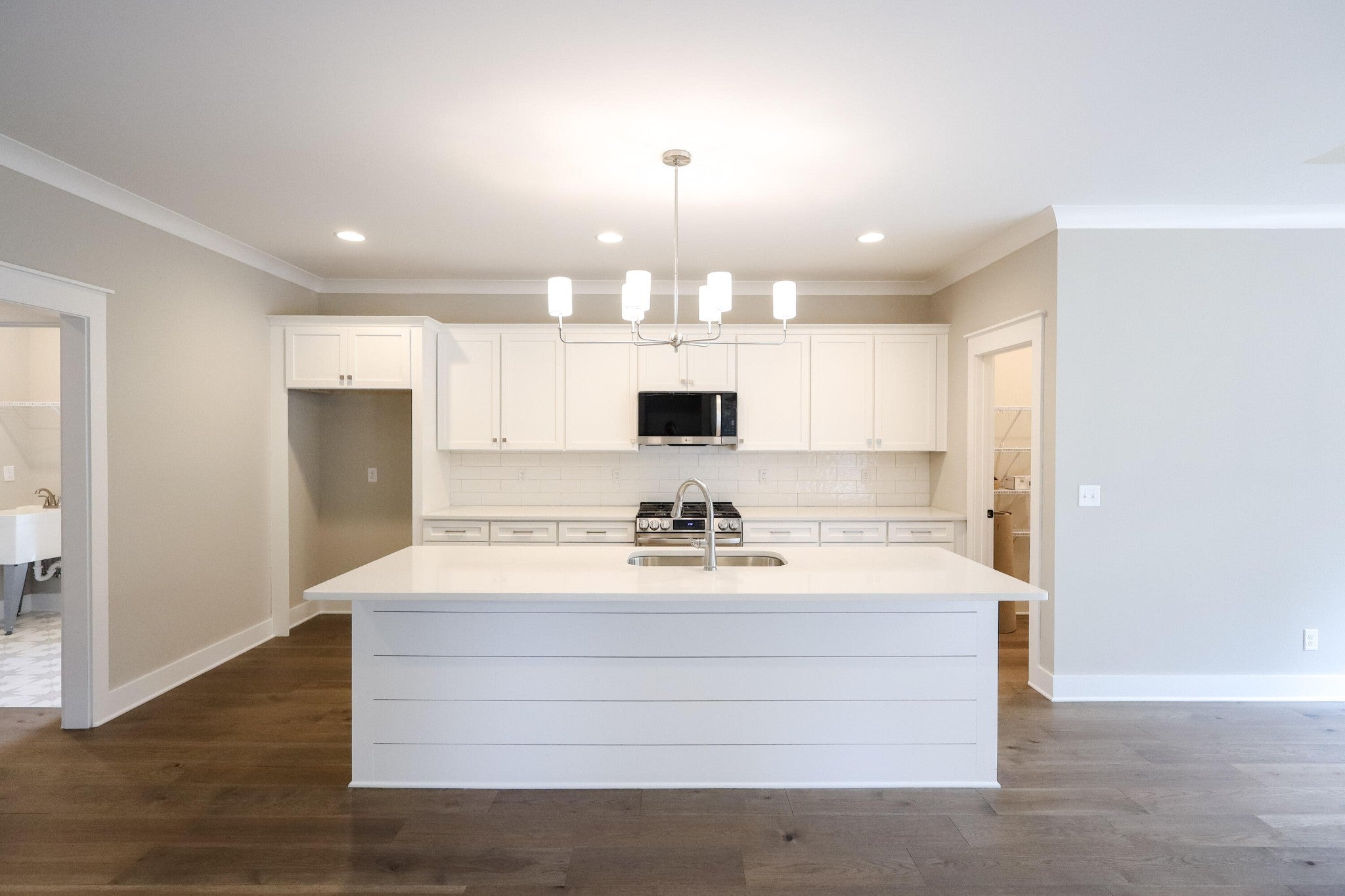 7119 Paxton Circle