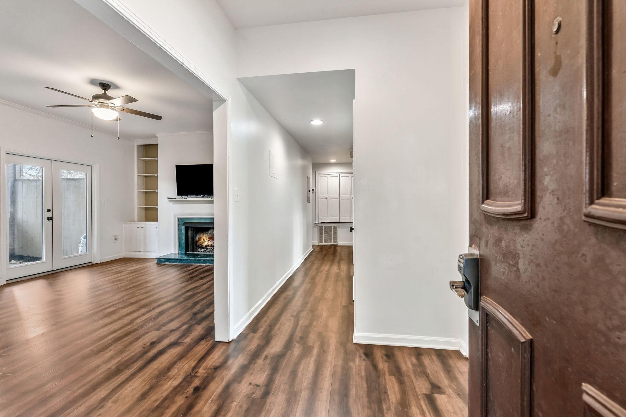 4505 Harding Pike 184