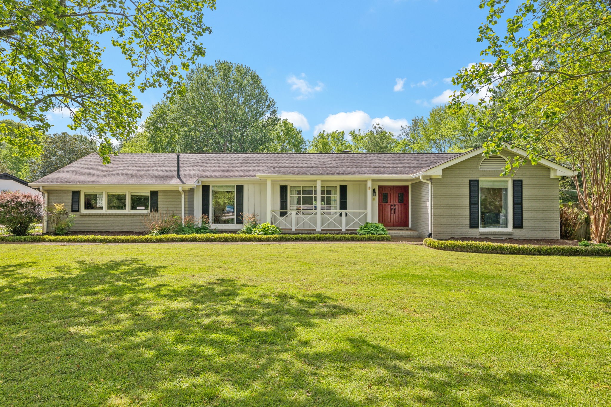 1100 Gardner Dr