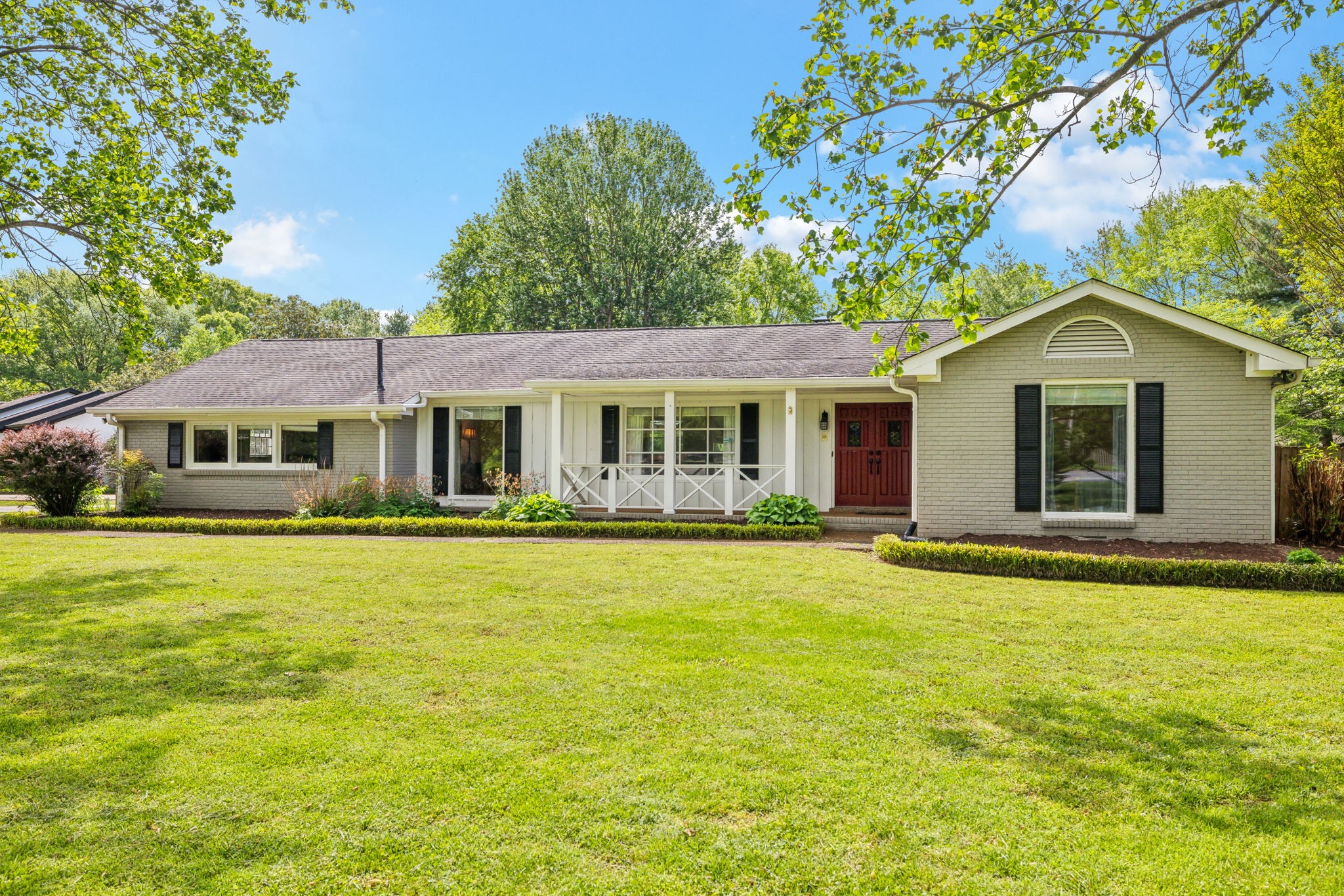 1100 Gardner Dr