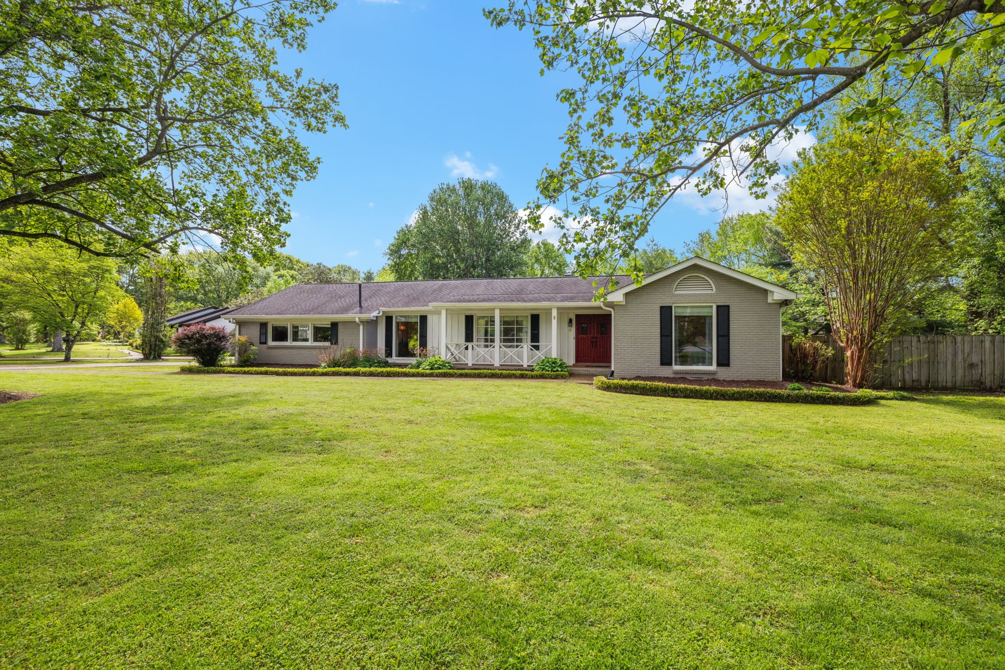1100 Gardner Dr