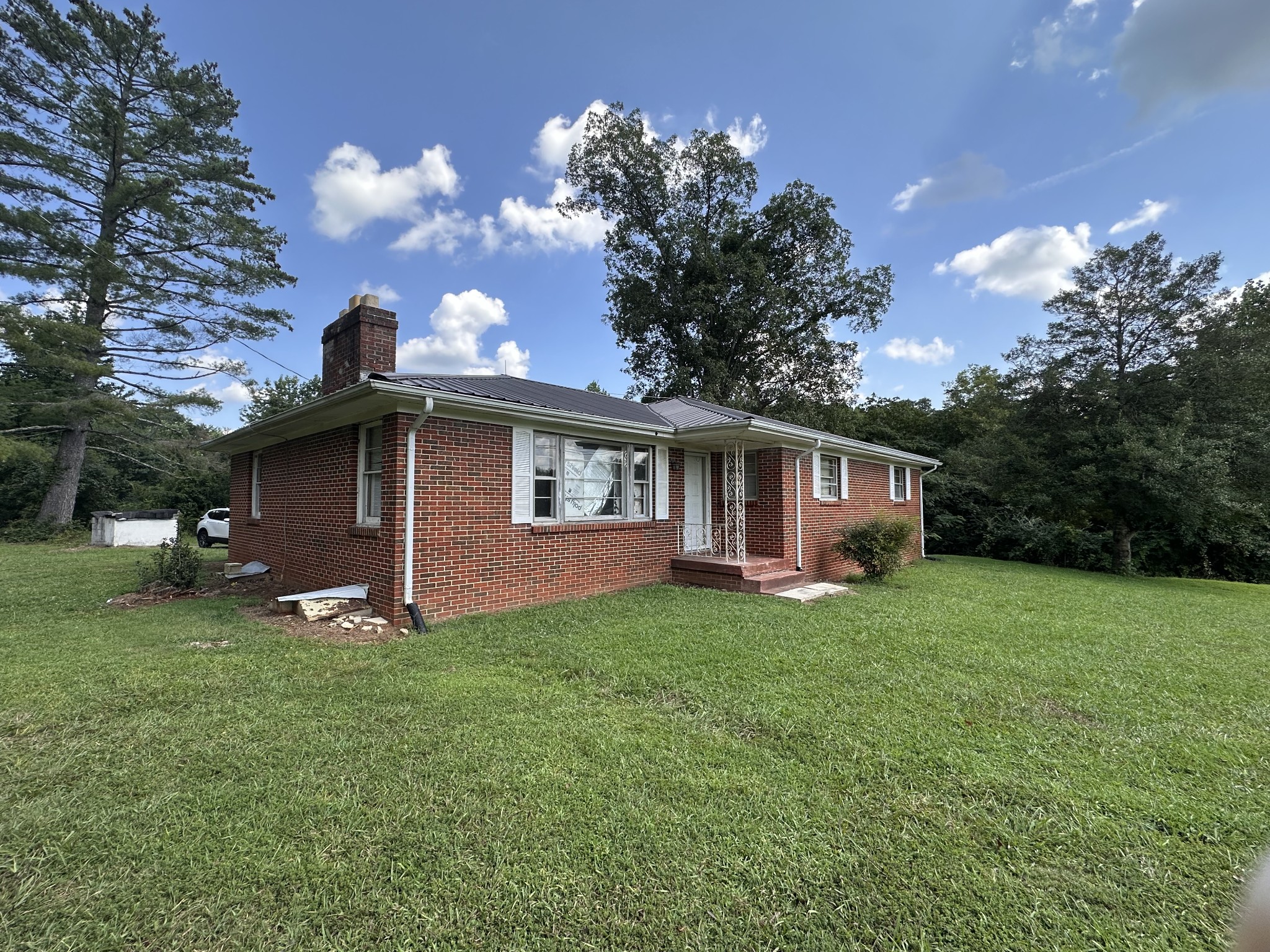 1910 Smithville Hwy