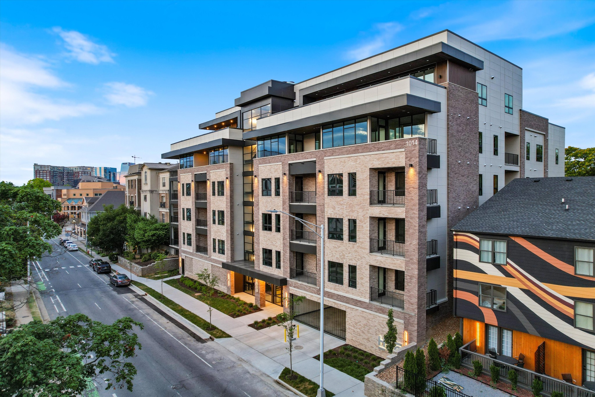 Photo 14 of 28 of 1014 16th Avenue S 309 condo